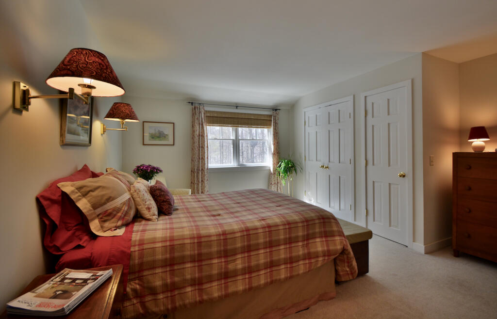 73 Middlegate Lane Property Photo 37