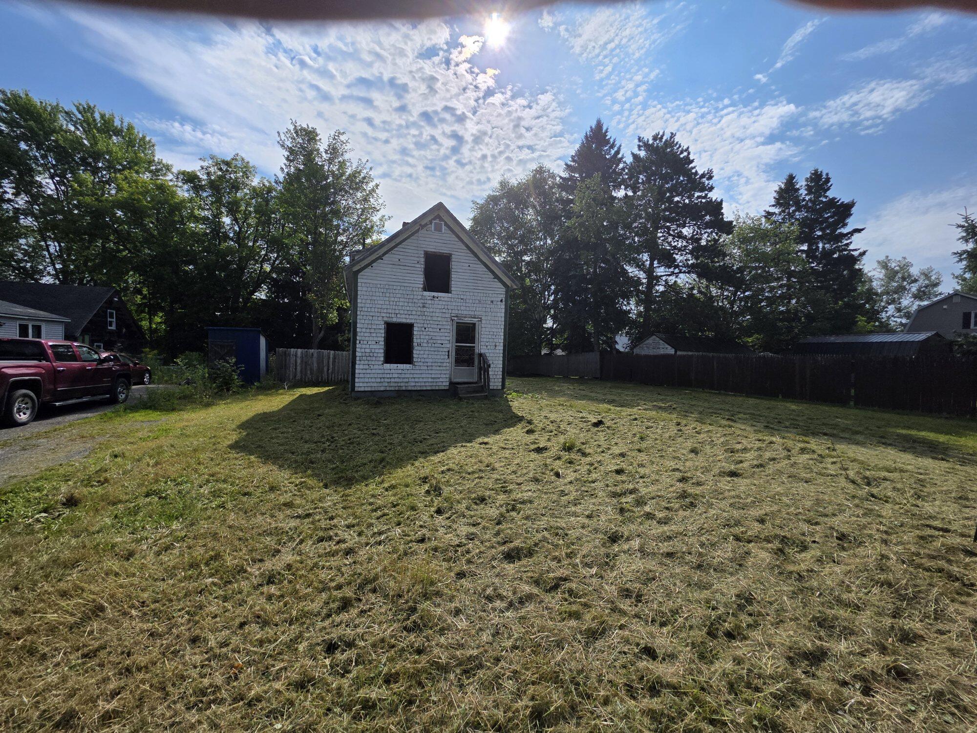 6 Delmont Street Property Photo 1