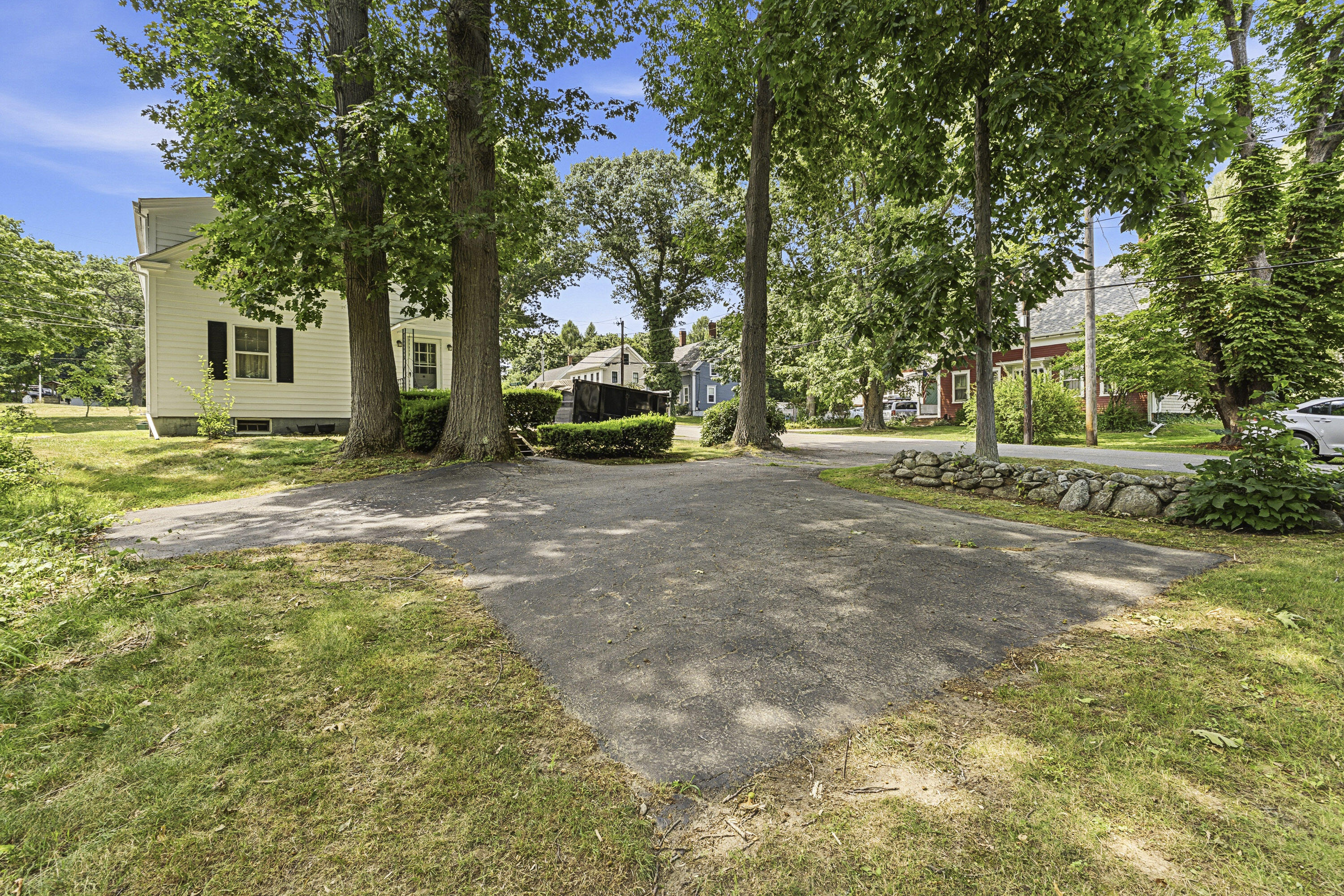 137 Pleasant Street Property Photo 2