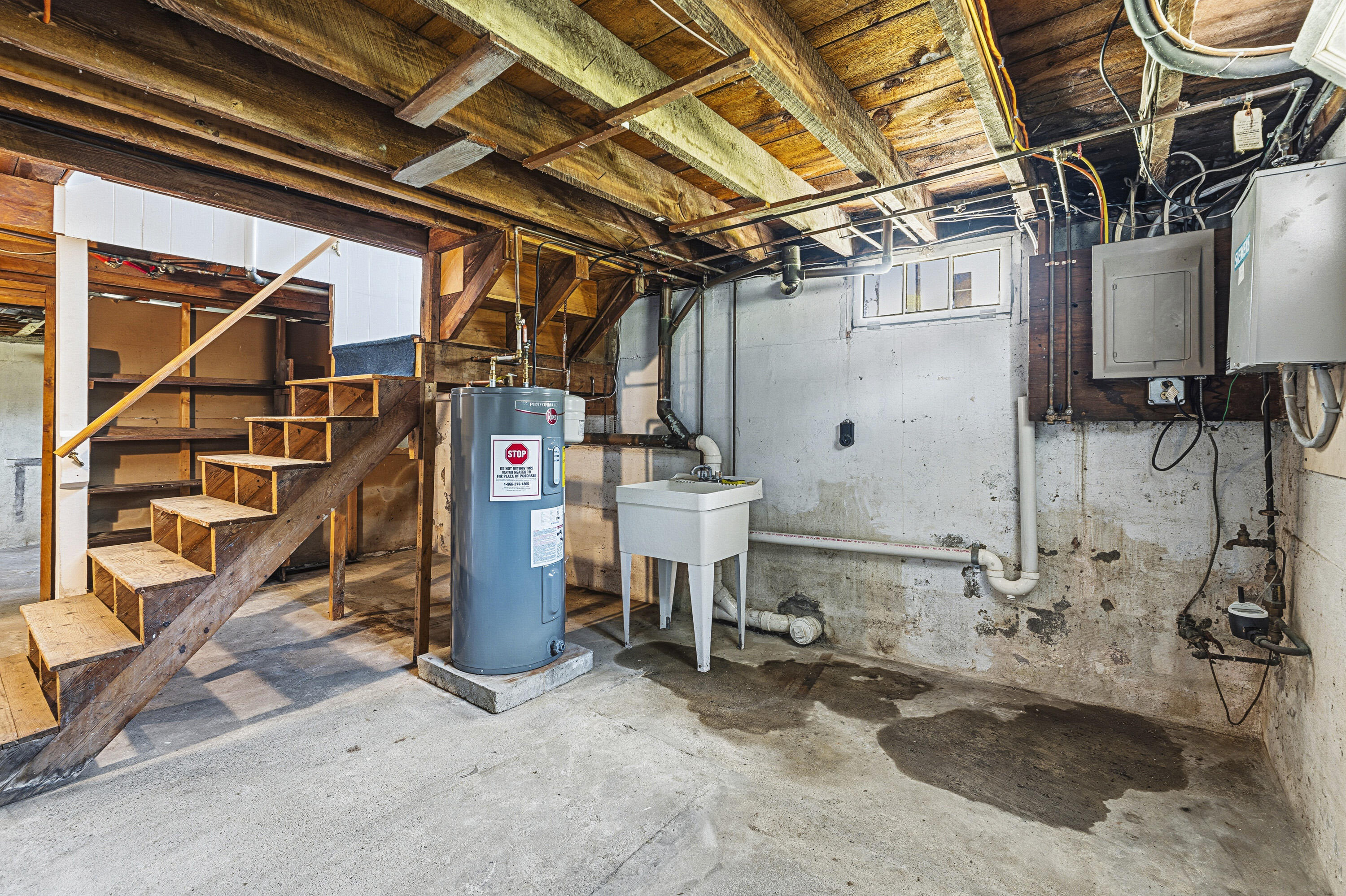 137 Pleasant Street Property Photo 27