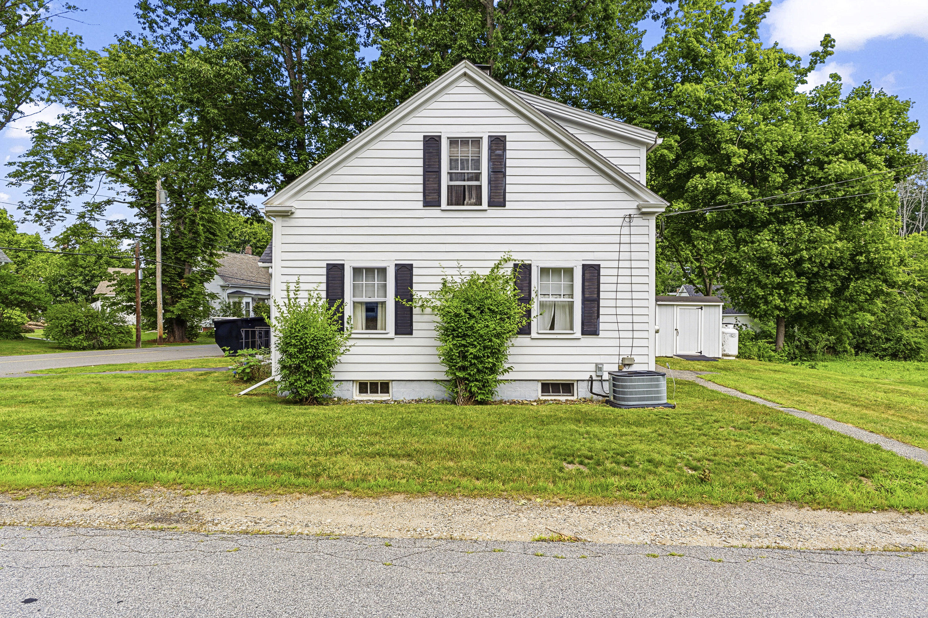137 Pleasant Street Property Photo 40