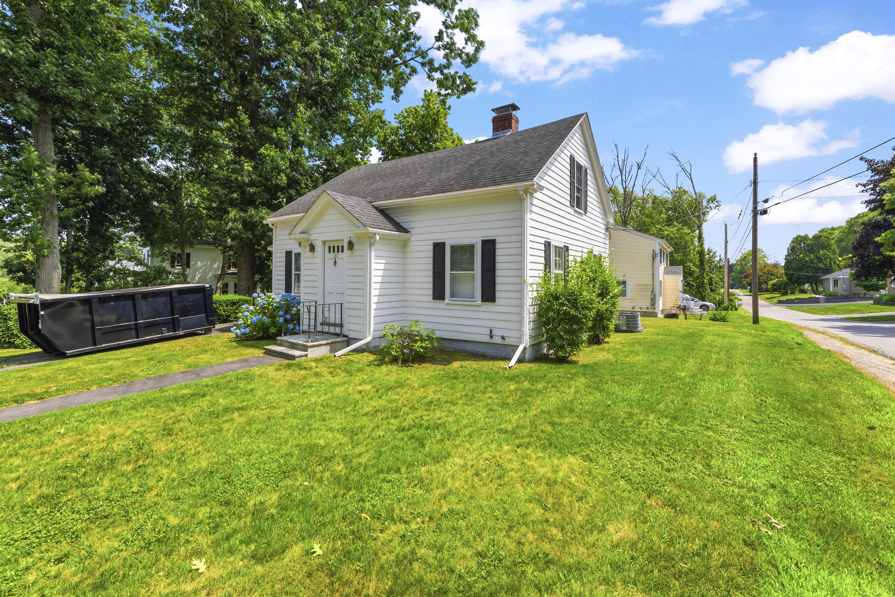137 Pleasant Street Property Photo 44