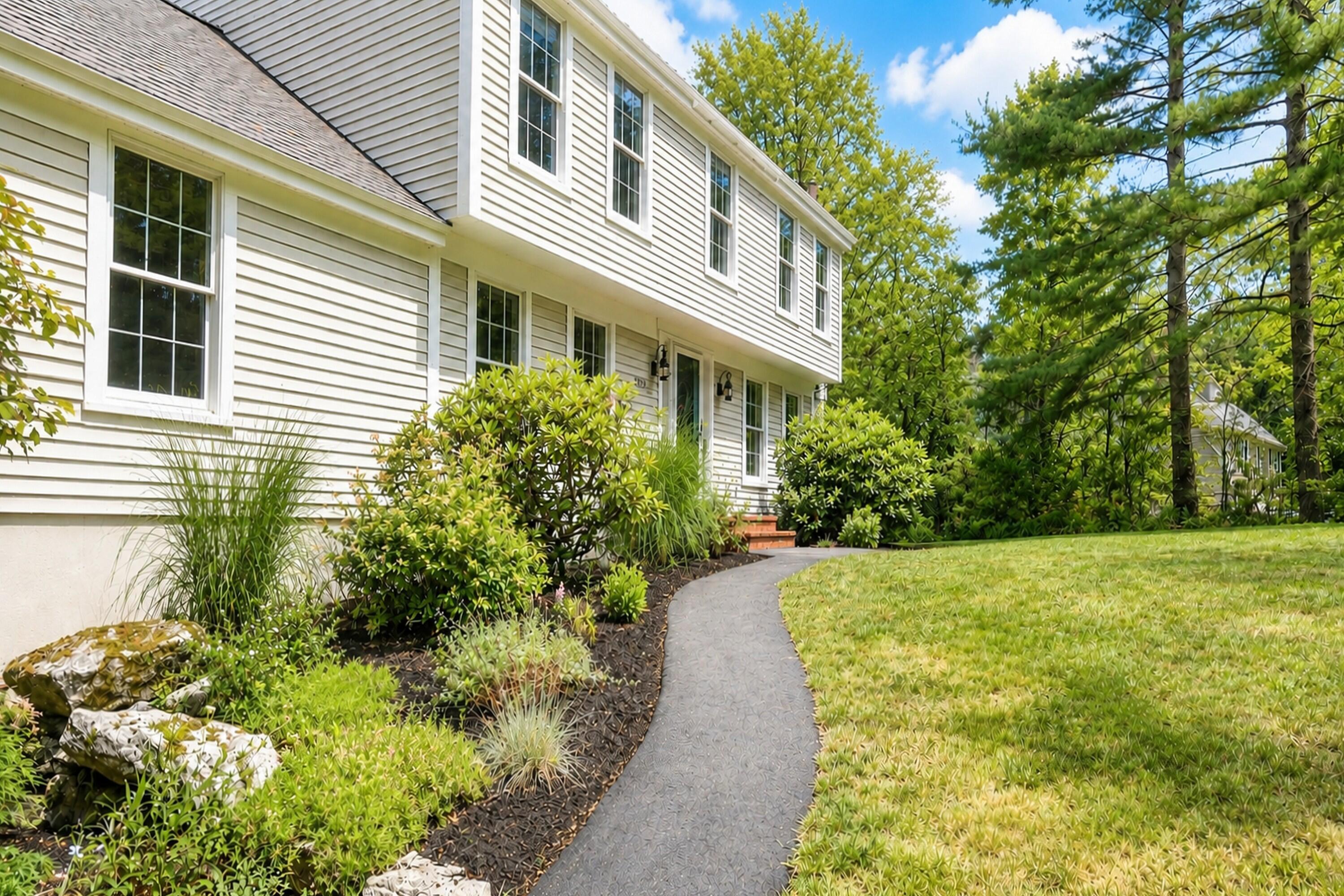 337 Oakwood Drive Property Photo 4