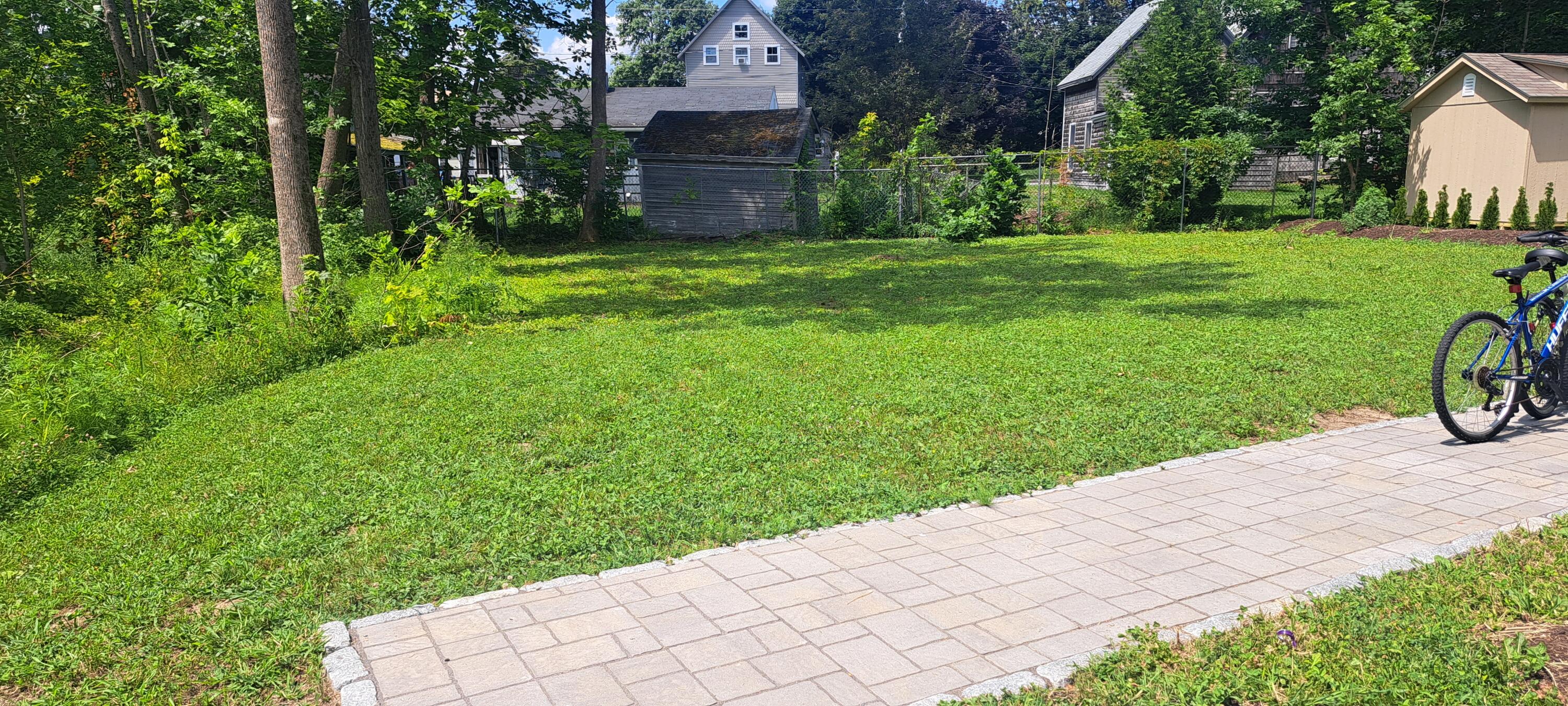 24 Jefferson Street Property Photo 3