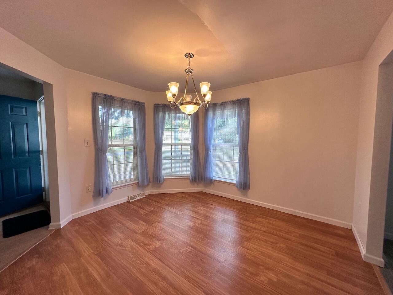17 Candlewood Drive Property Photo 7