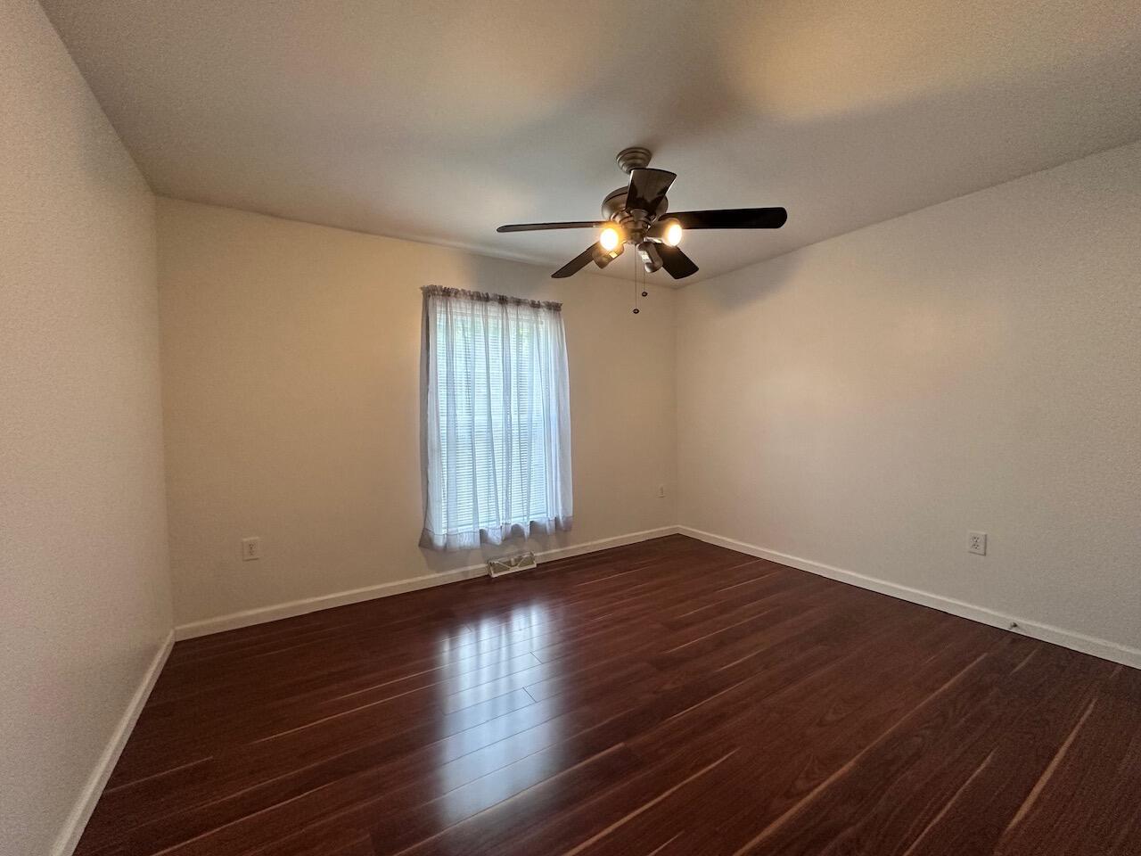 17 Candlewood Drive Property Photo 12