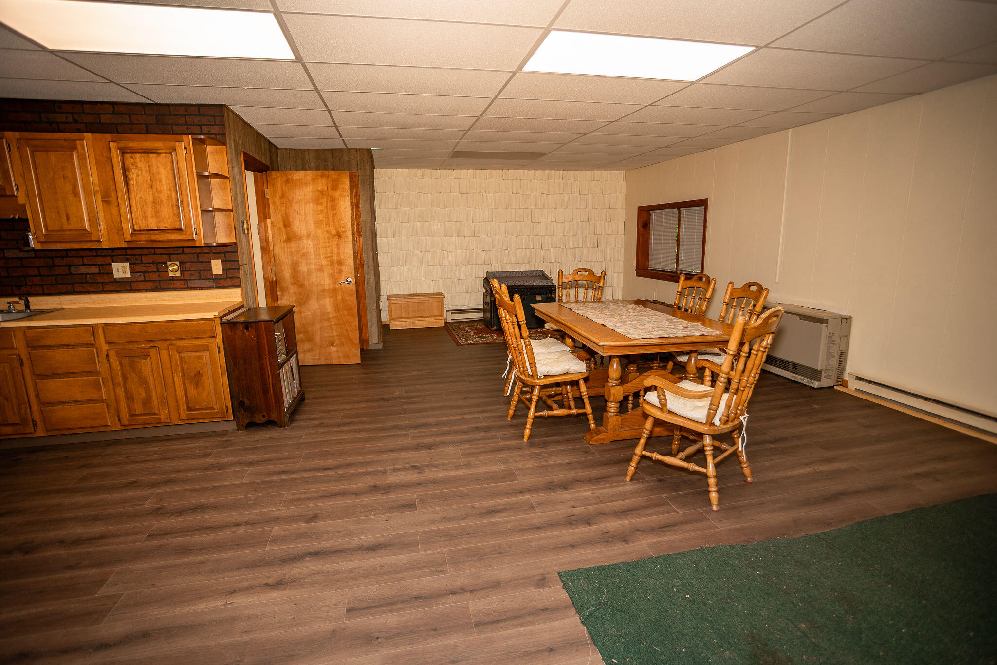 635-636 Waldo Street Property Photo 4