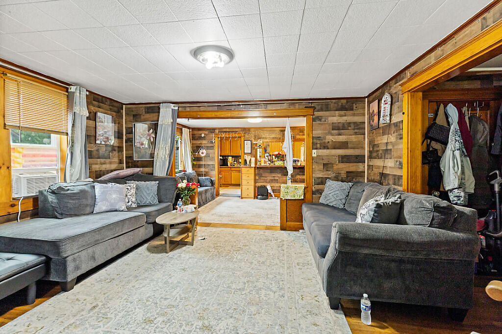 132 Washington Street Property Photo 19