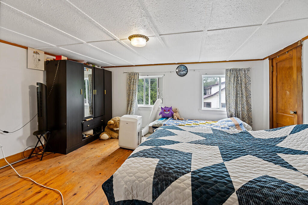 132 Washington Street Property Photo 27