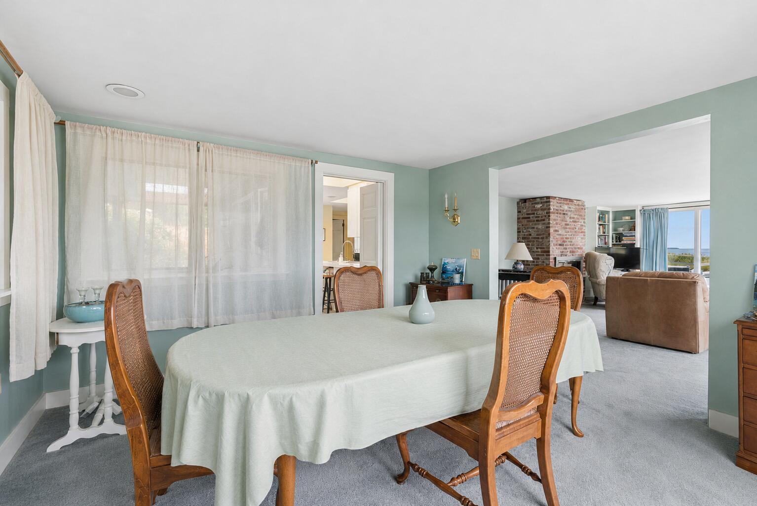 195 Beach Road Property Photo 10