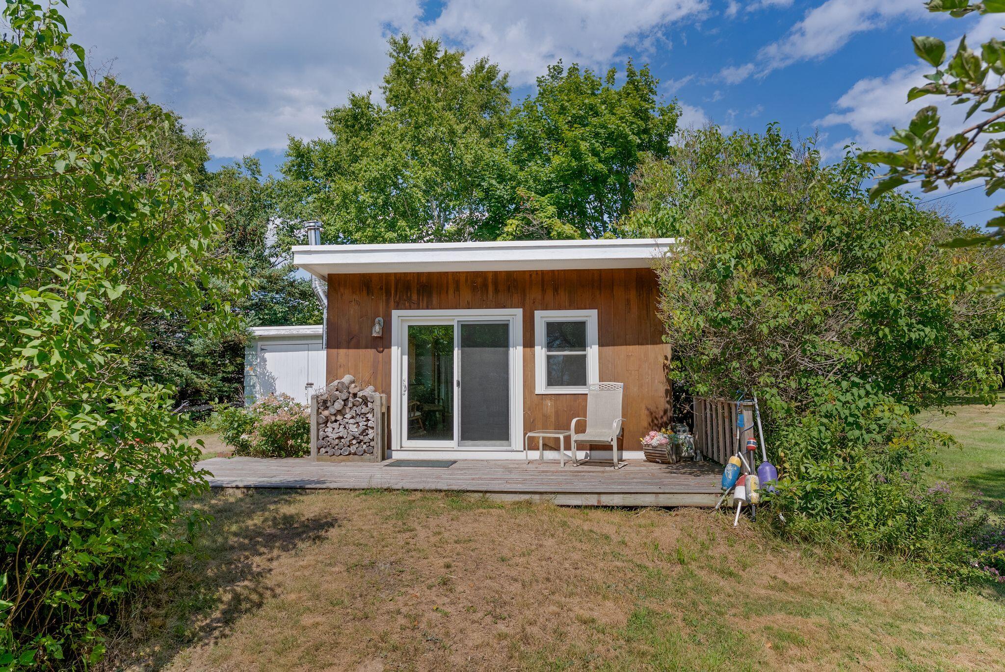 195 Beach Road Property Photo 35
