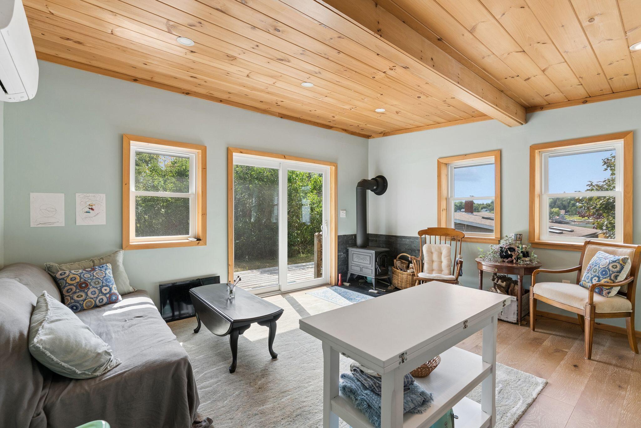 195 Beach Road Property Photo 37