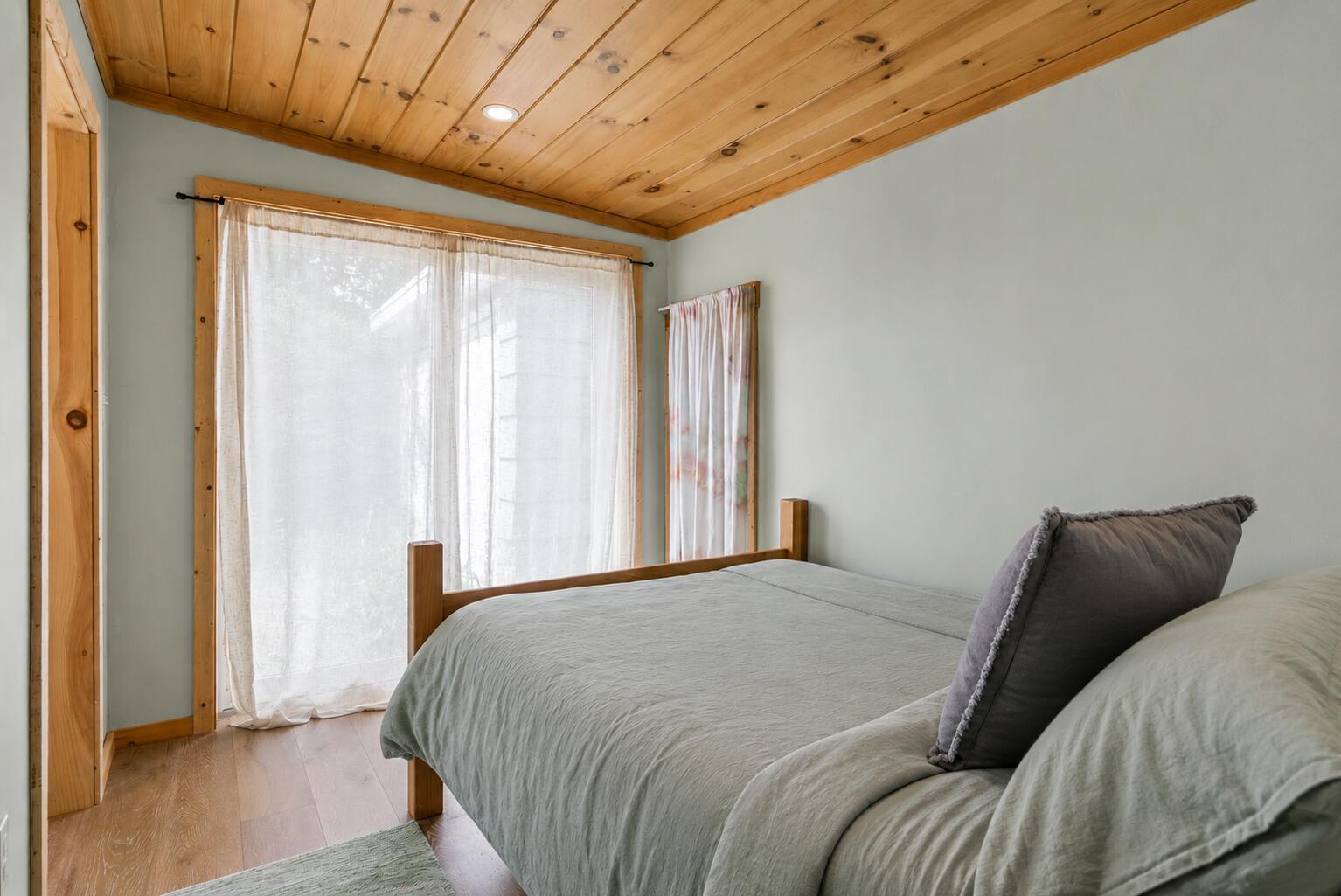 195 Beach Road Property Photo 43