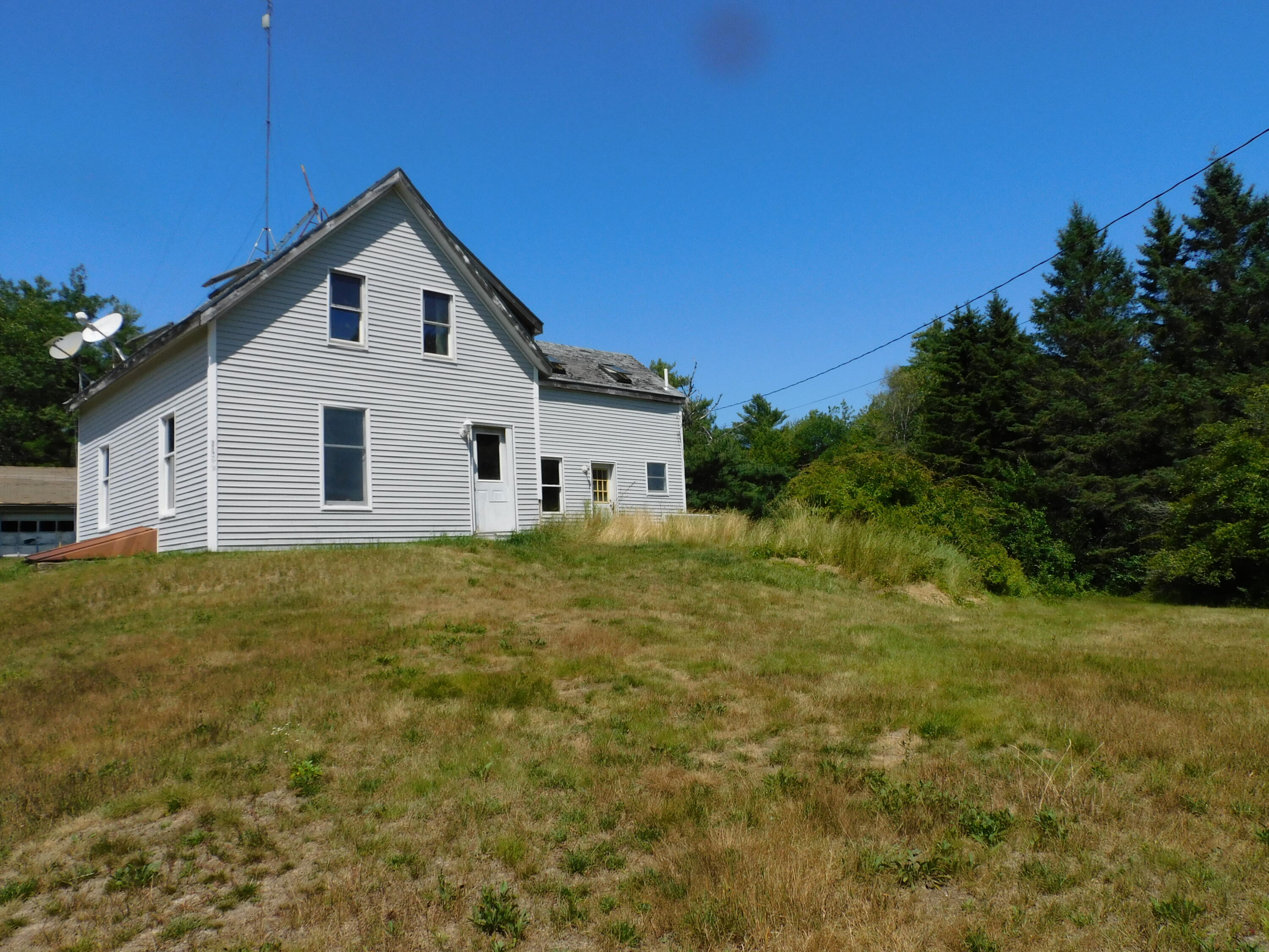 615 King Street Property Photo 1