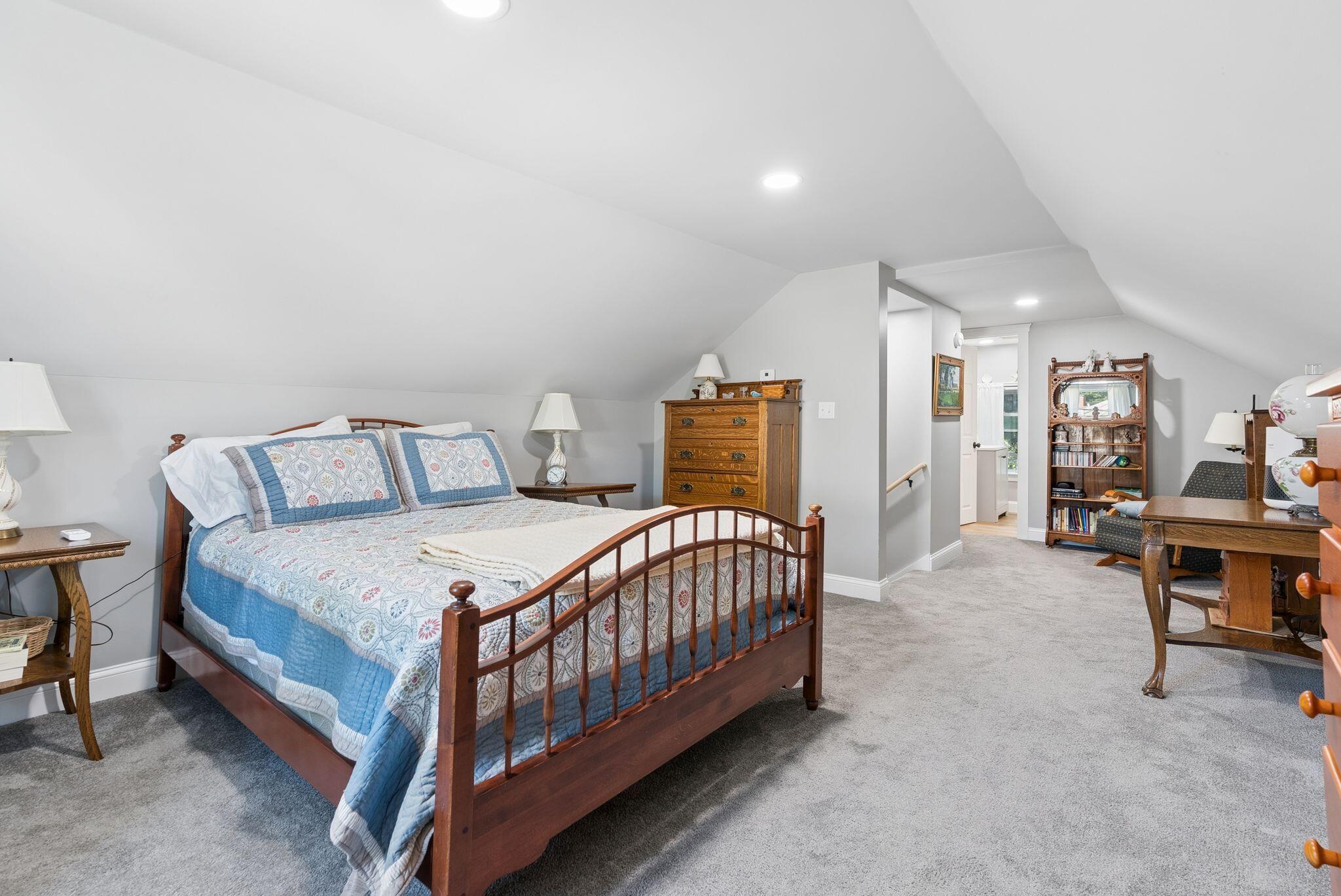5 Calef Street Property Photo 38