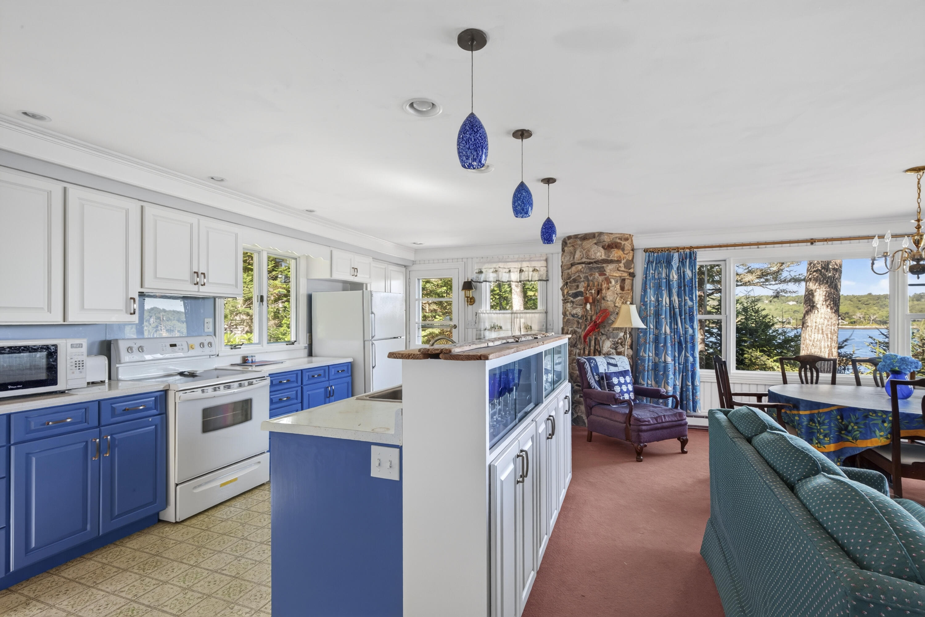 51 Roderick Road Property Photo 8