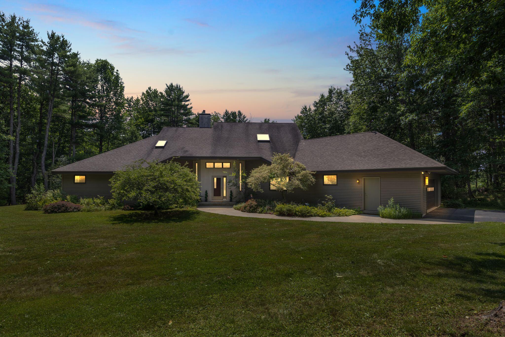 43 Carson Drive Property Photo 2