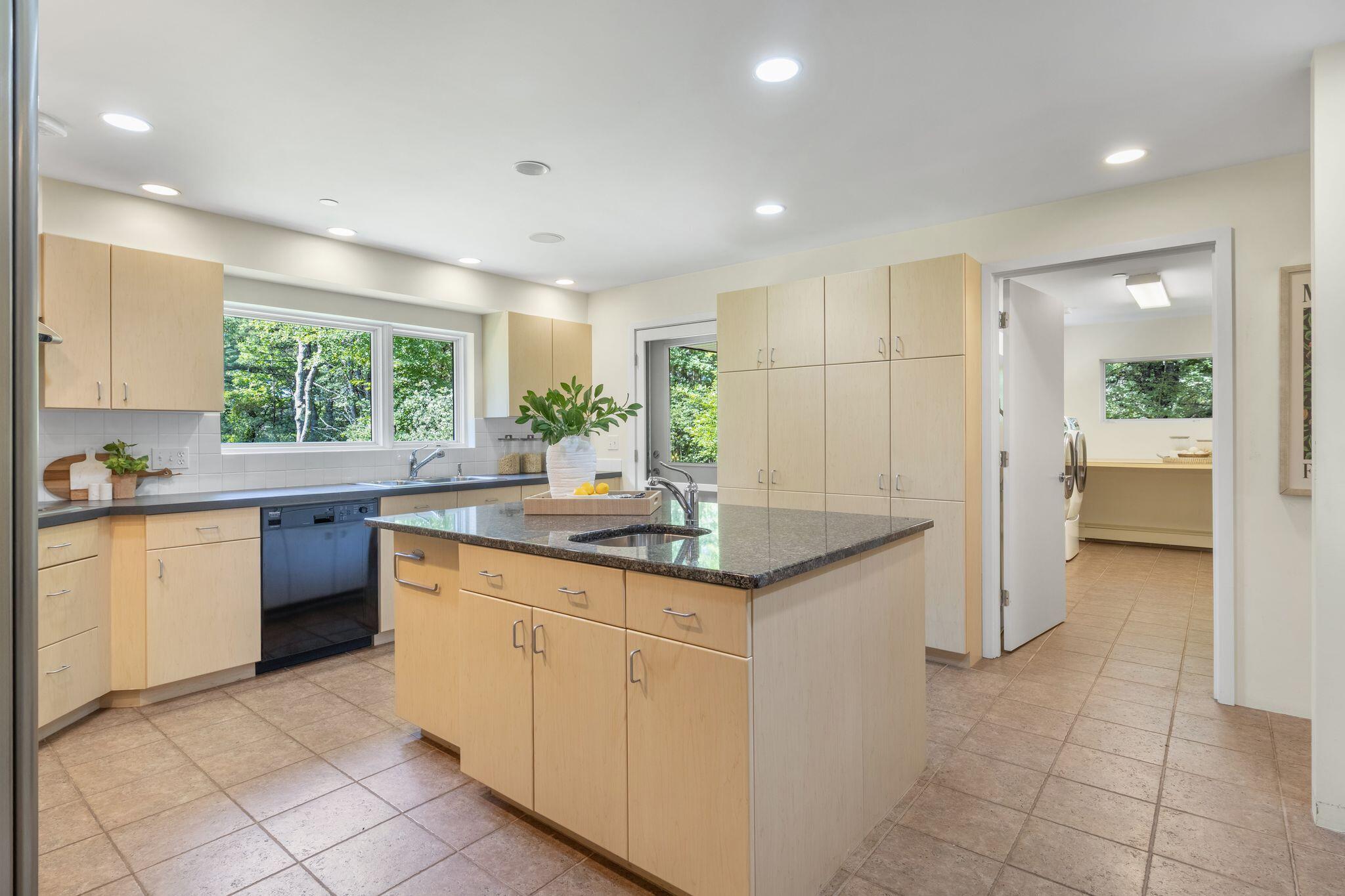 43 Carson Drive Property Photo 15