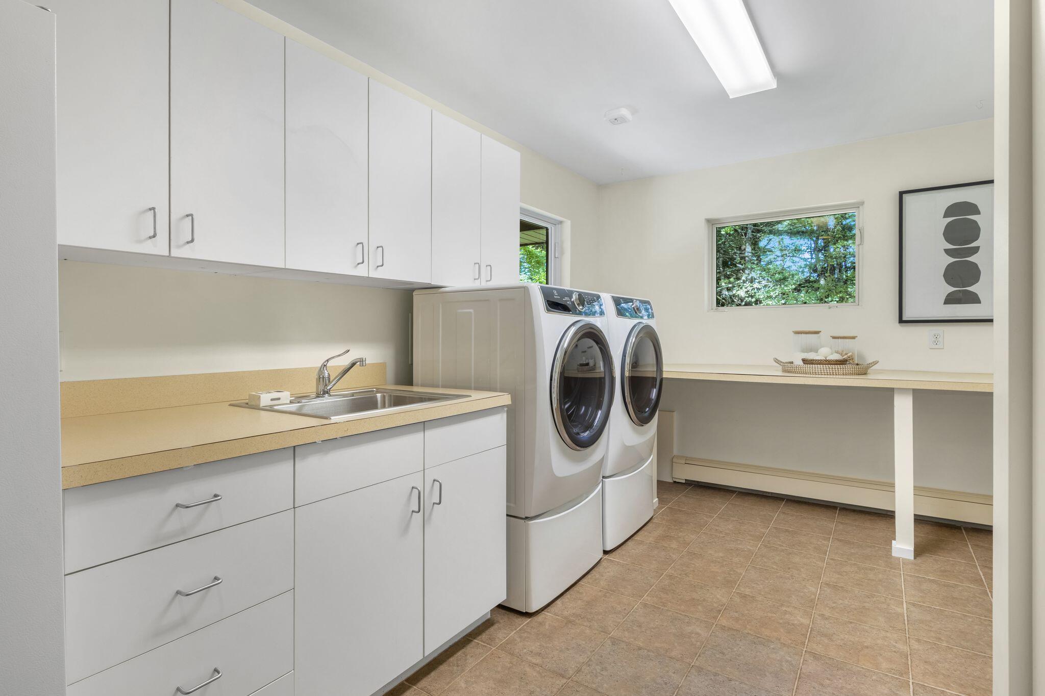 43 Carson Drive Property Photo 23