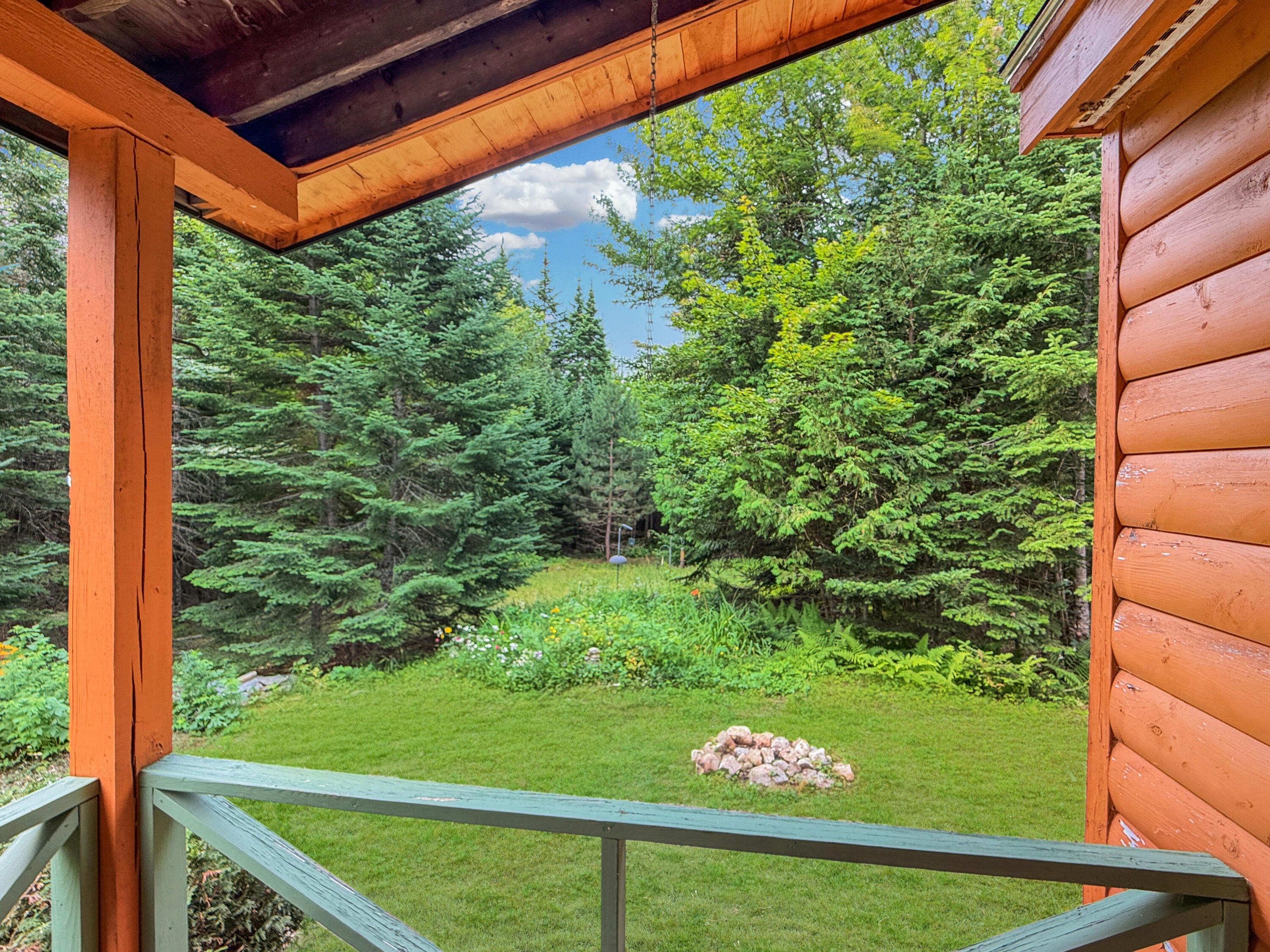 43 Hawksholm Trail Property Photo 6