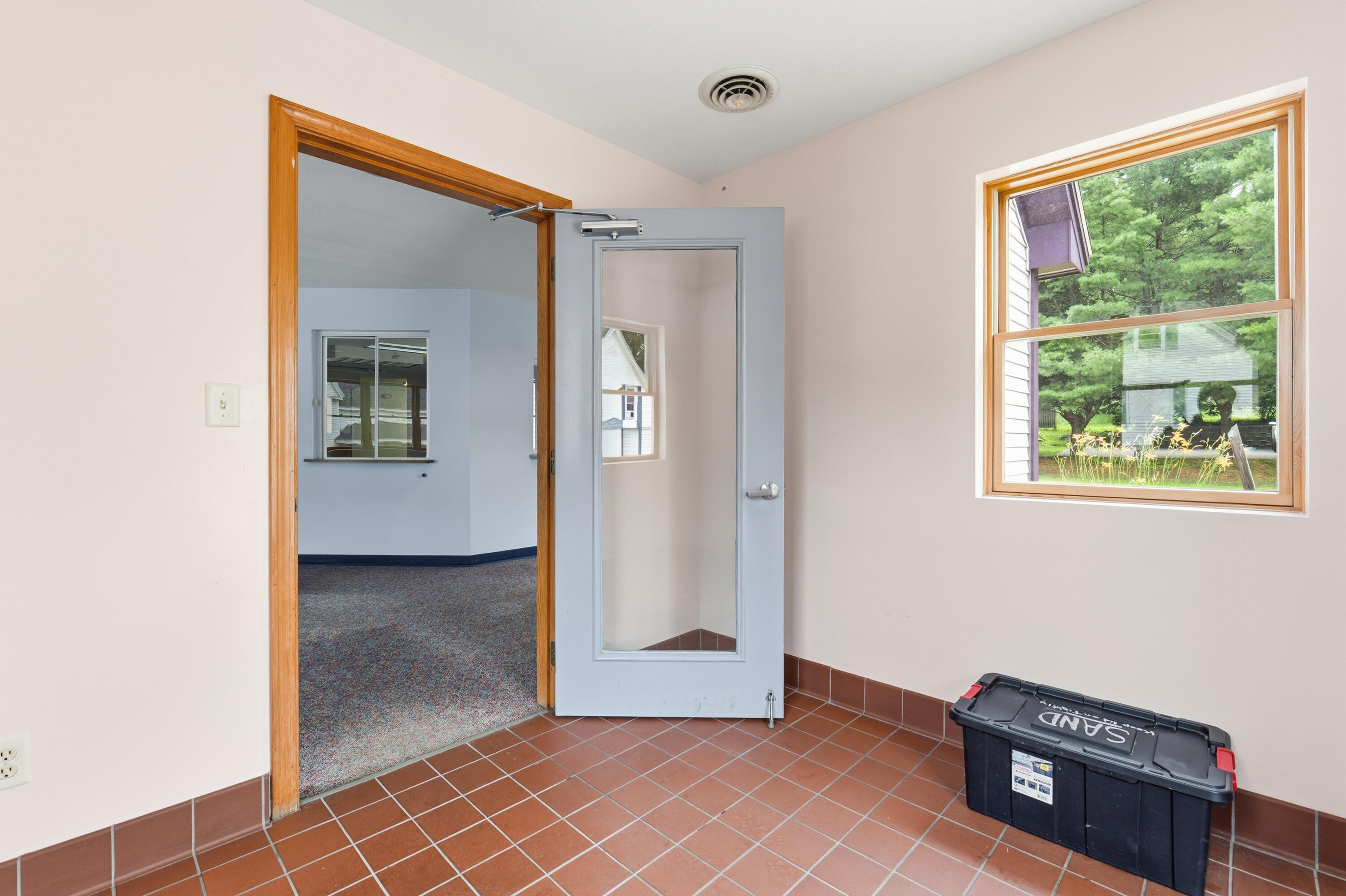 38 Union Street Property Photo 12