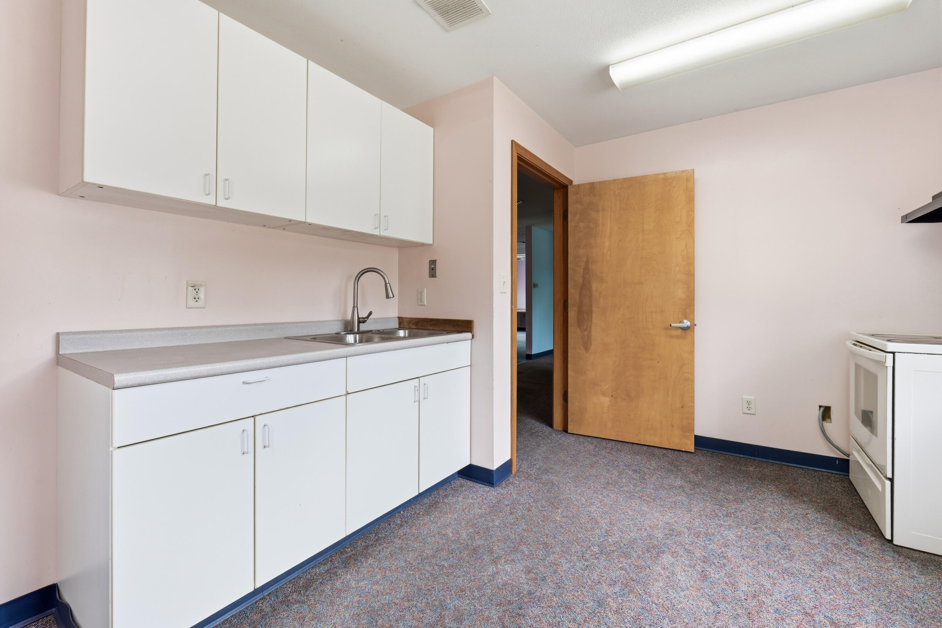 38 Union Street Property Photo 33