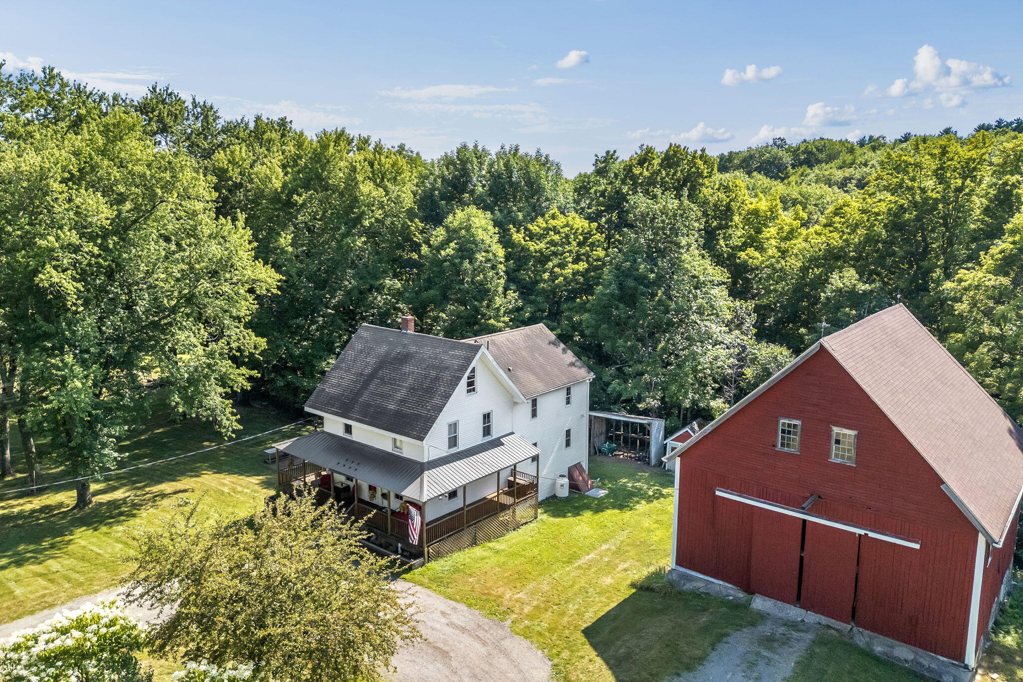 199 Pinewoods Road Property Photo 1