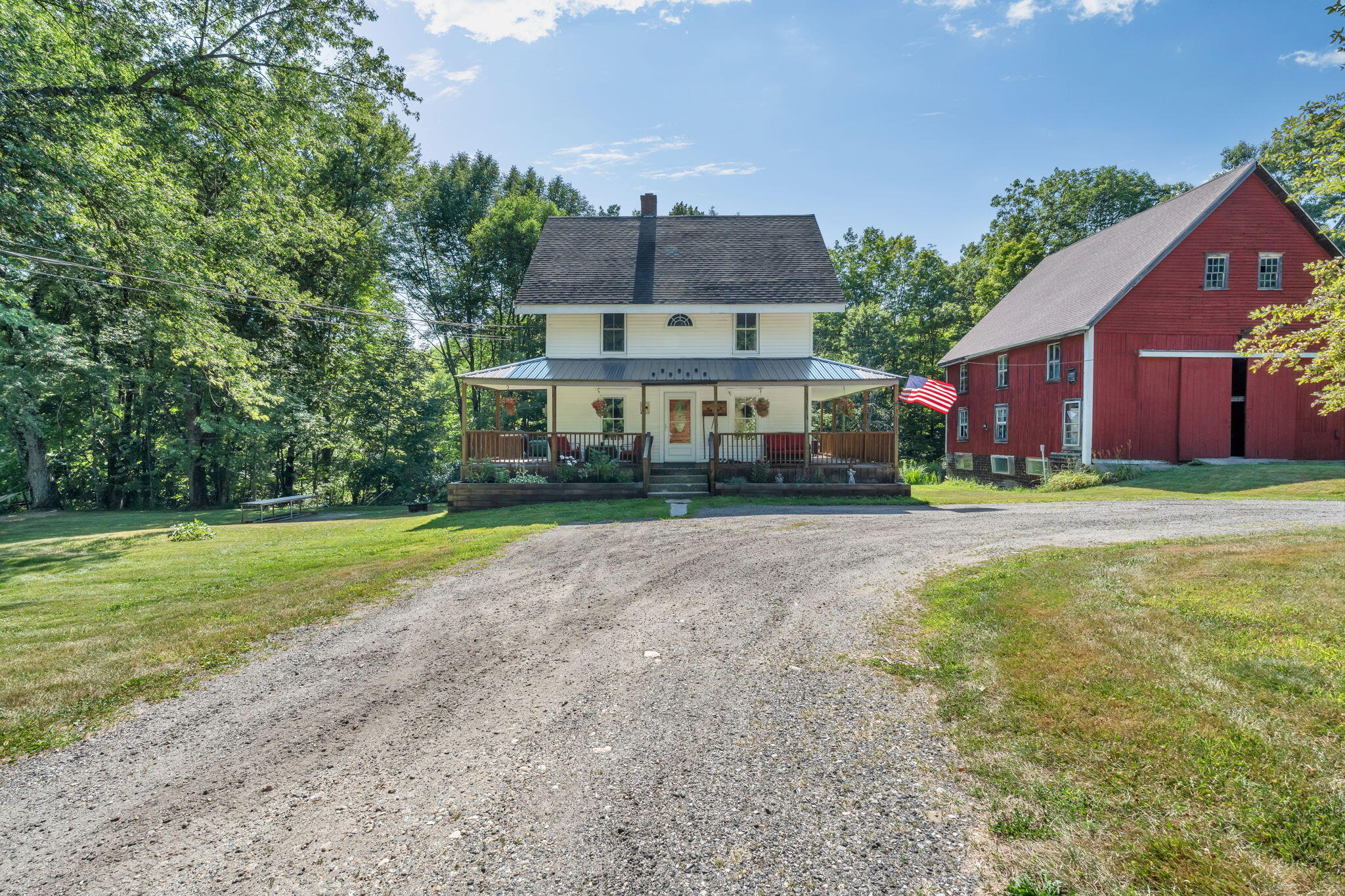 199 Pinewoods Road Property Photo 2