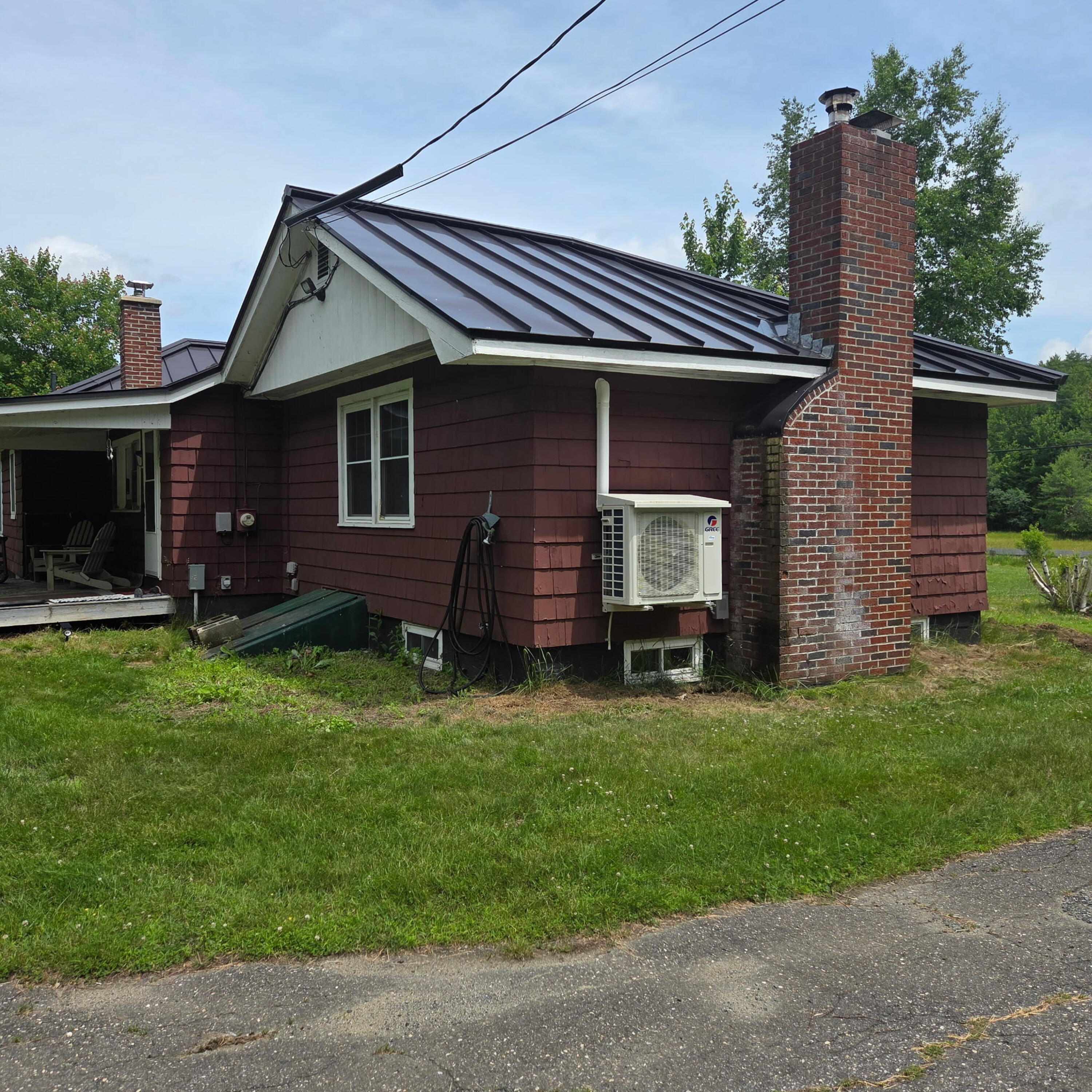 250 Smithfield Road Property Photo 4