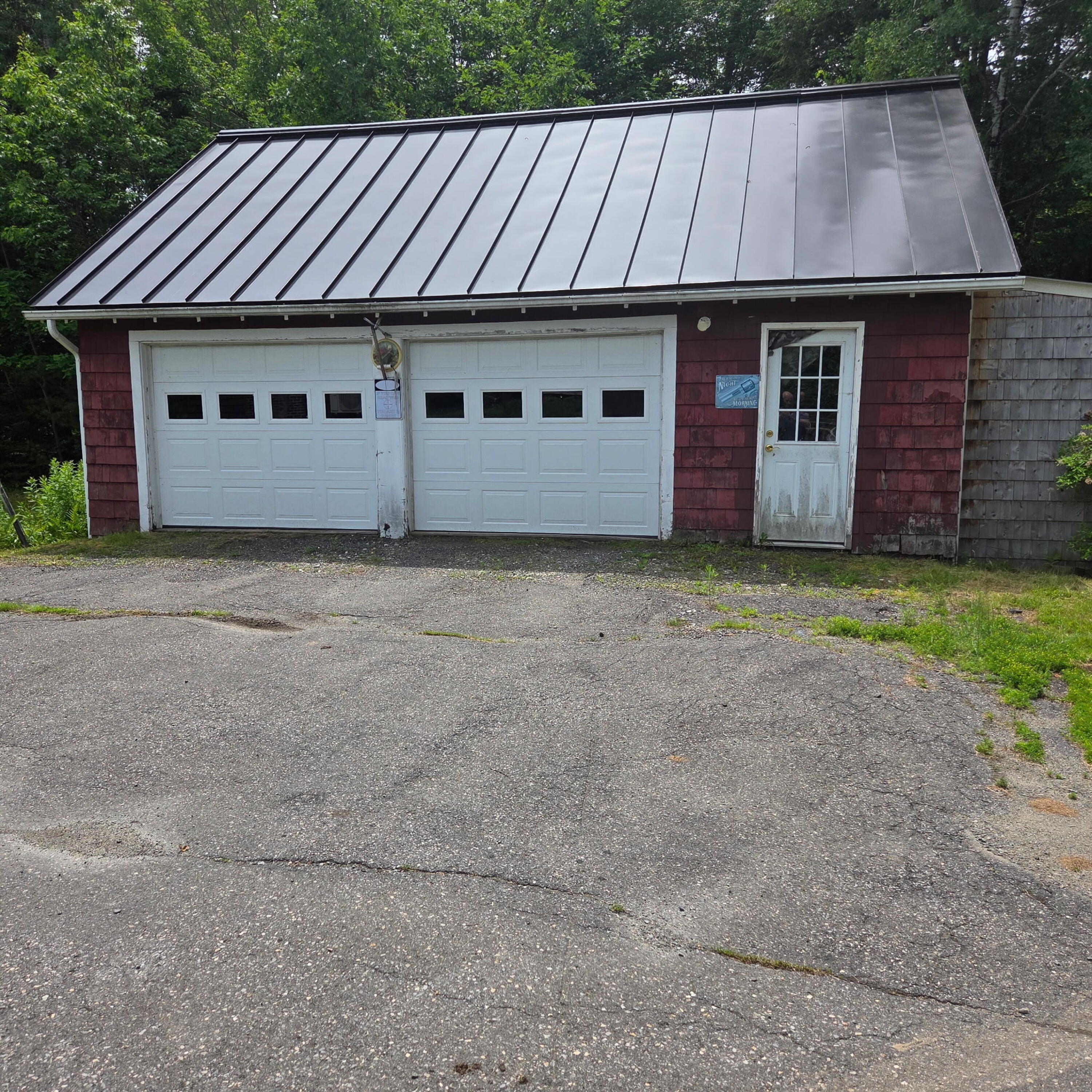 250 Smithfield Road Property Photo 5
