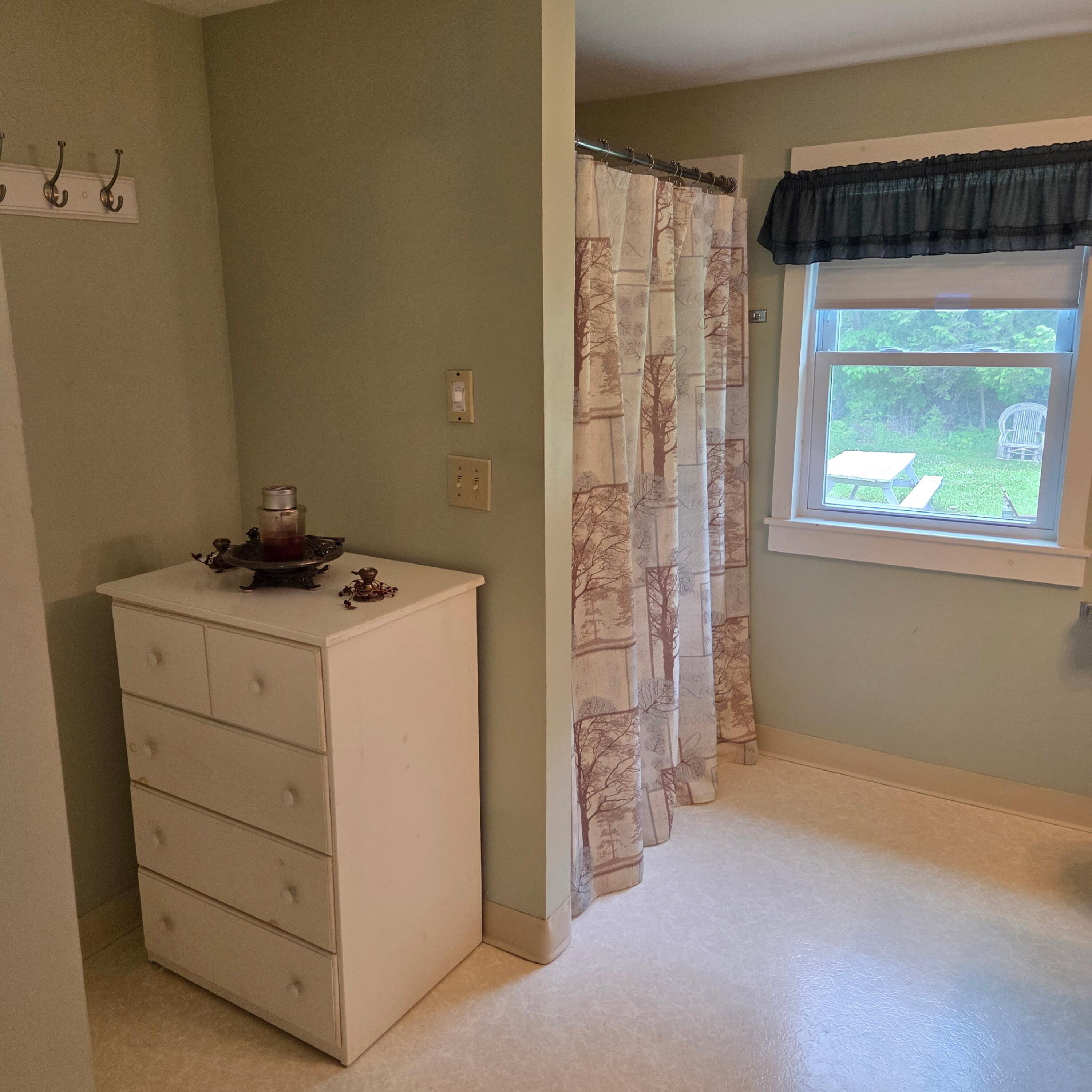 250 Smithfield Road Property Photo 13