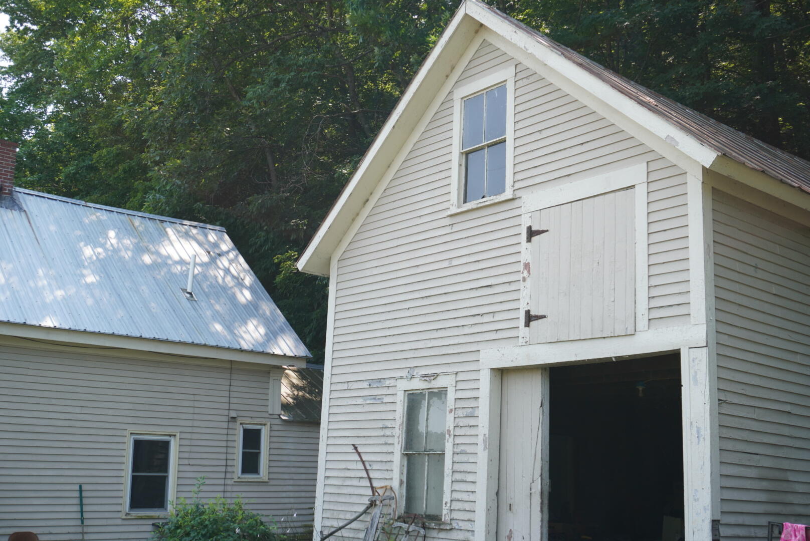 34 Water Street Property Photo 4
