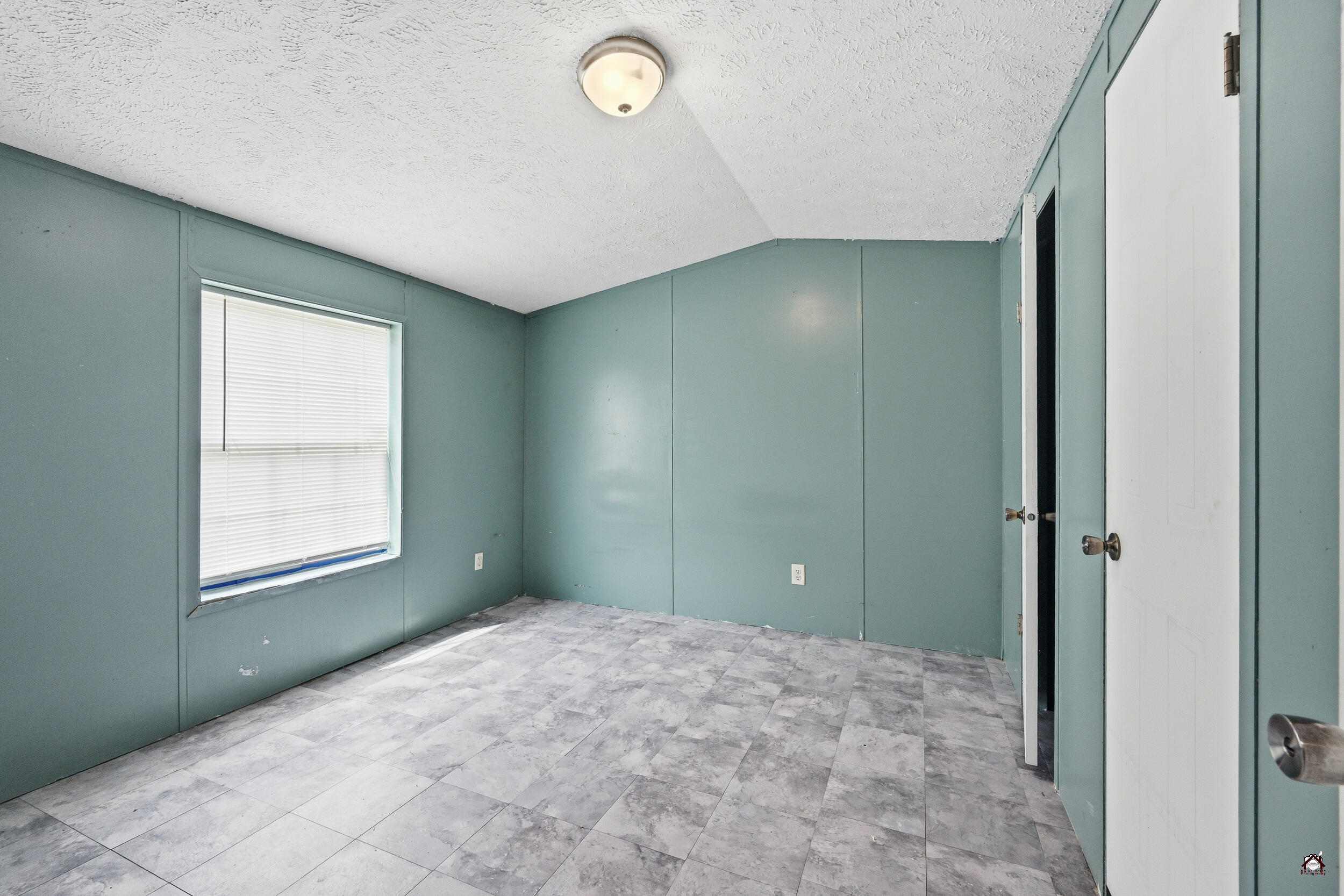 146 High Street 19 Property Photo 25