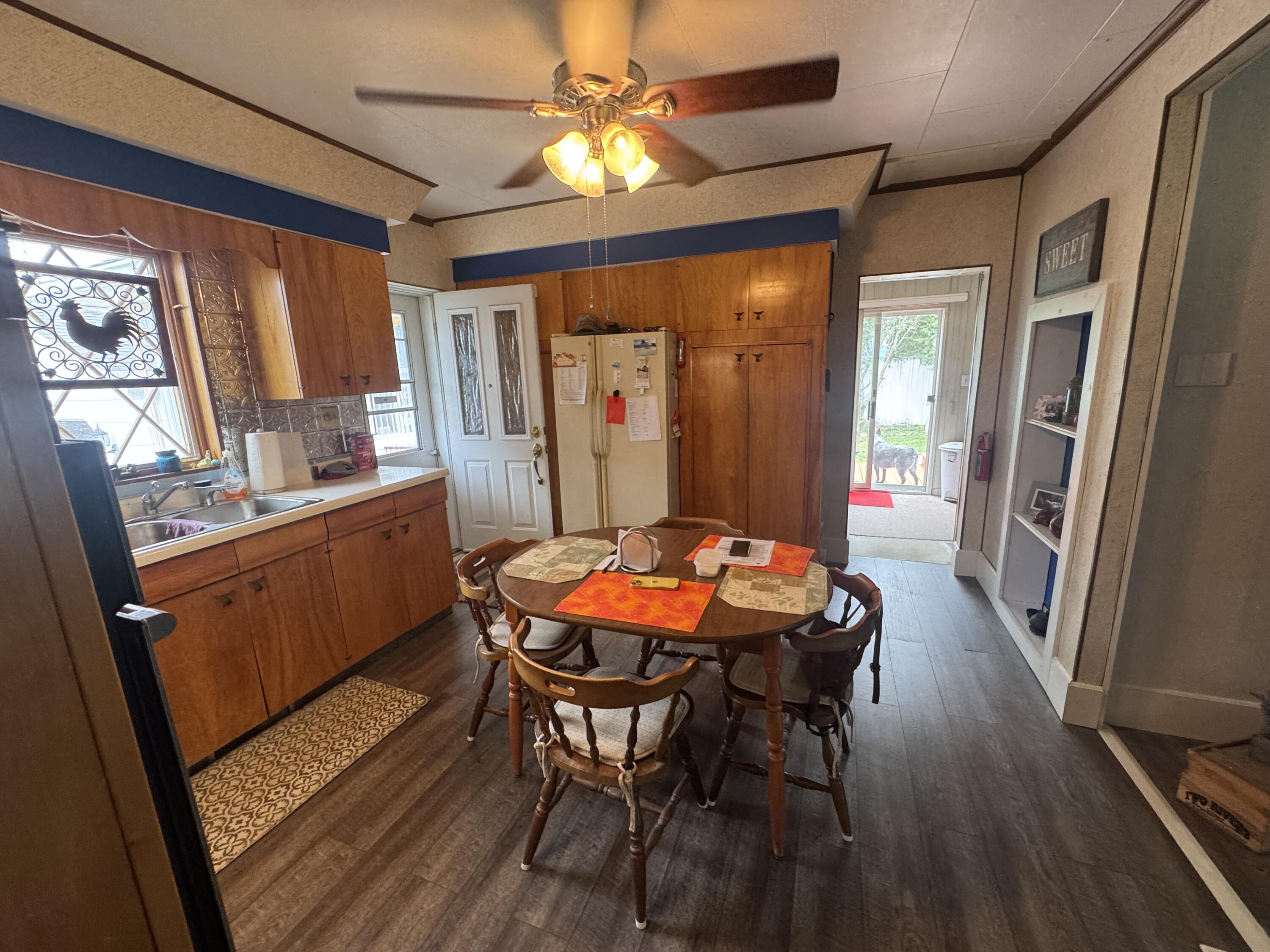 138 13th Avenue Property Photo 6