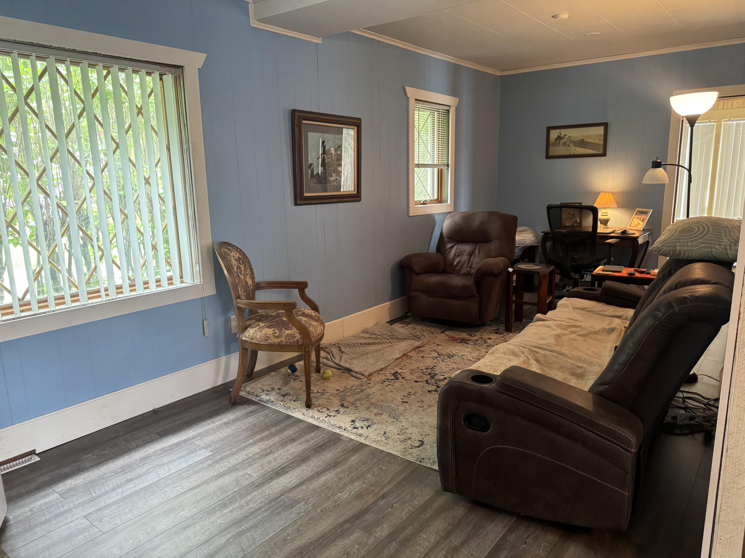 138 13th Avenue Property Photo 9