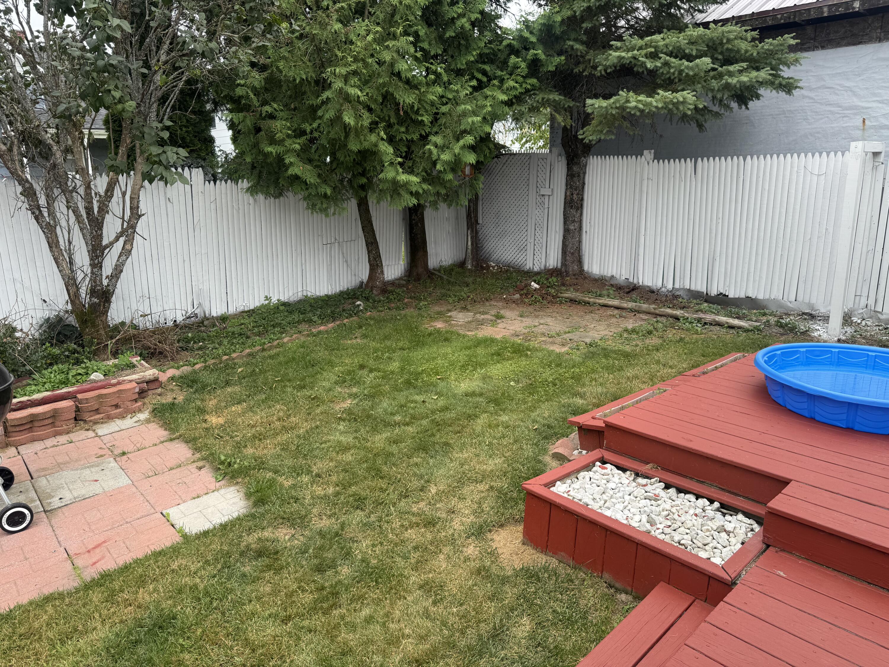 138 13th Avenue Property Photo 38