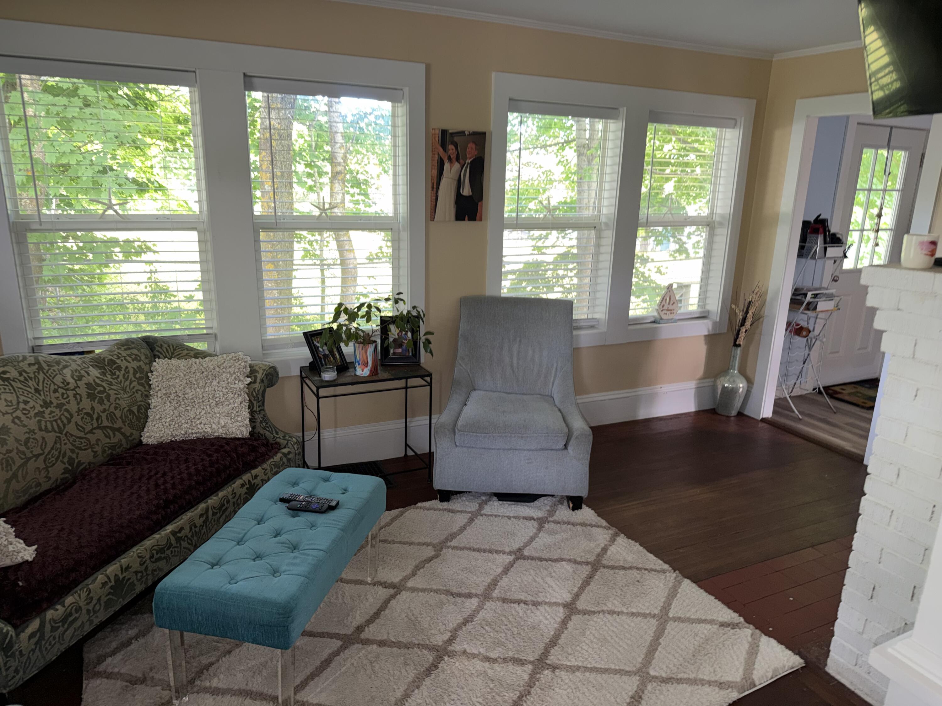 270 Park Street Property Photo 9