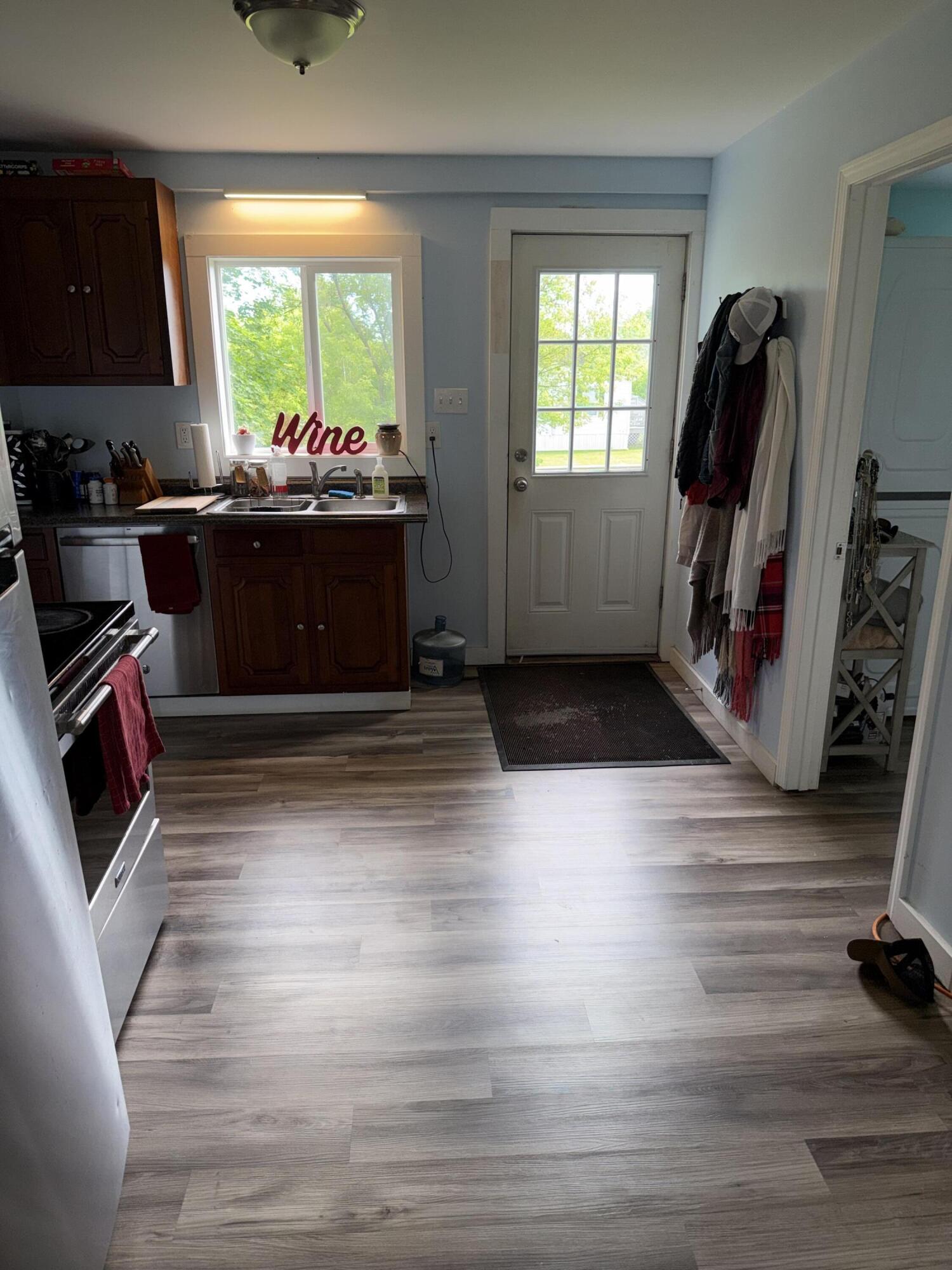 270 Park Street Property Photo 13