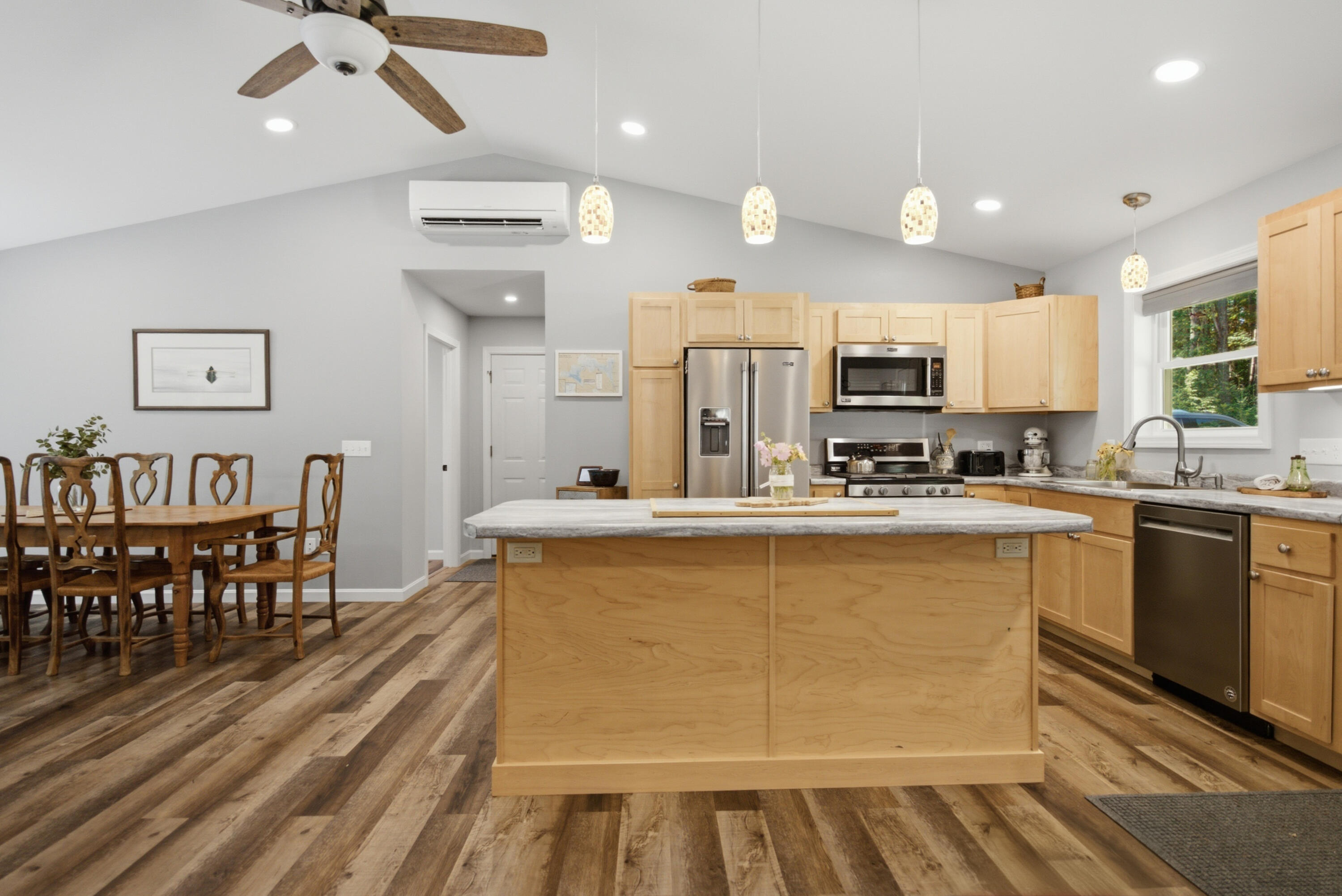 154 Lakeview Drive Property Photo 43