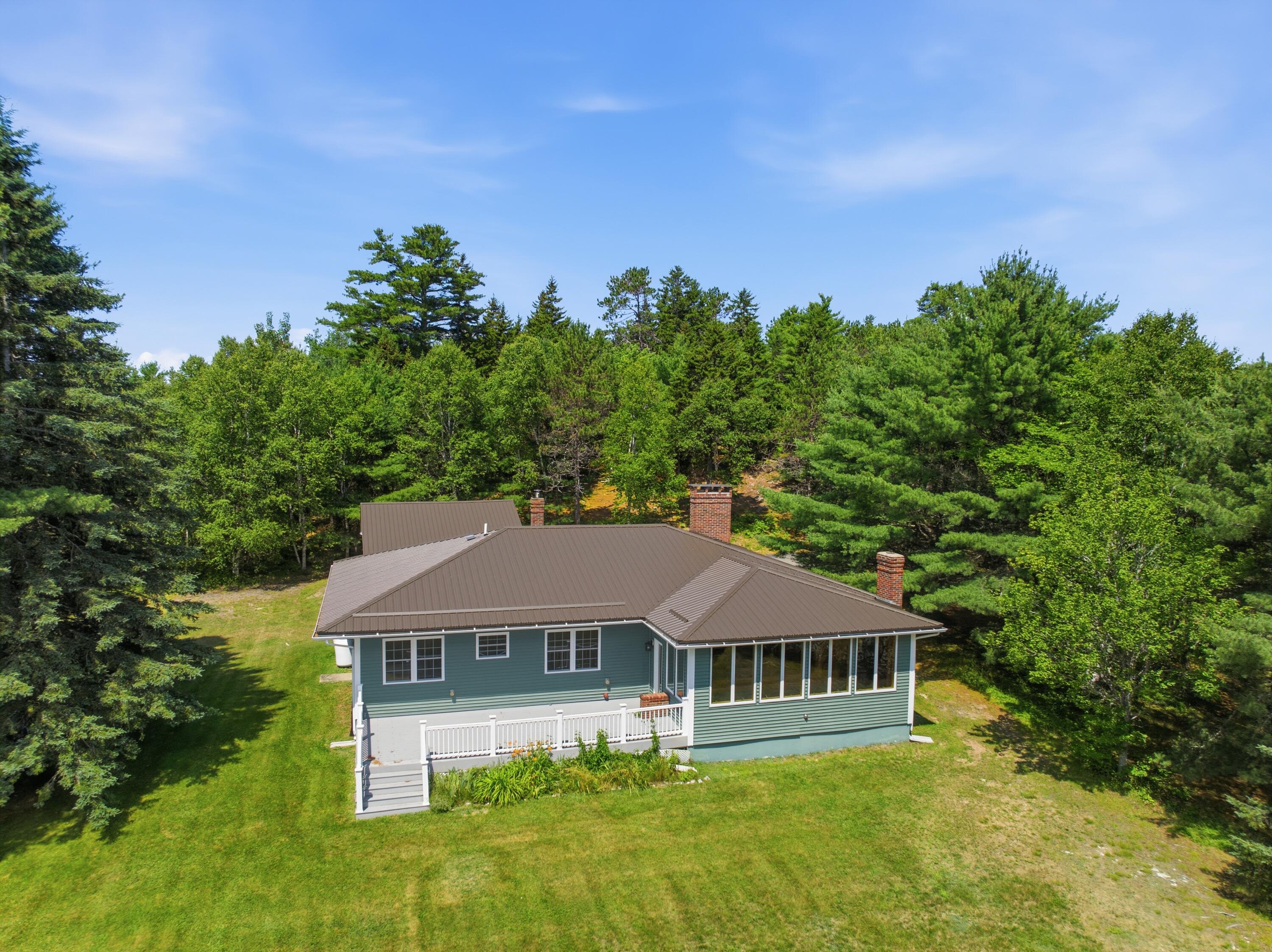 1481 S River Road Property Photo 7