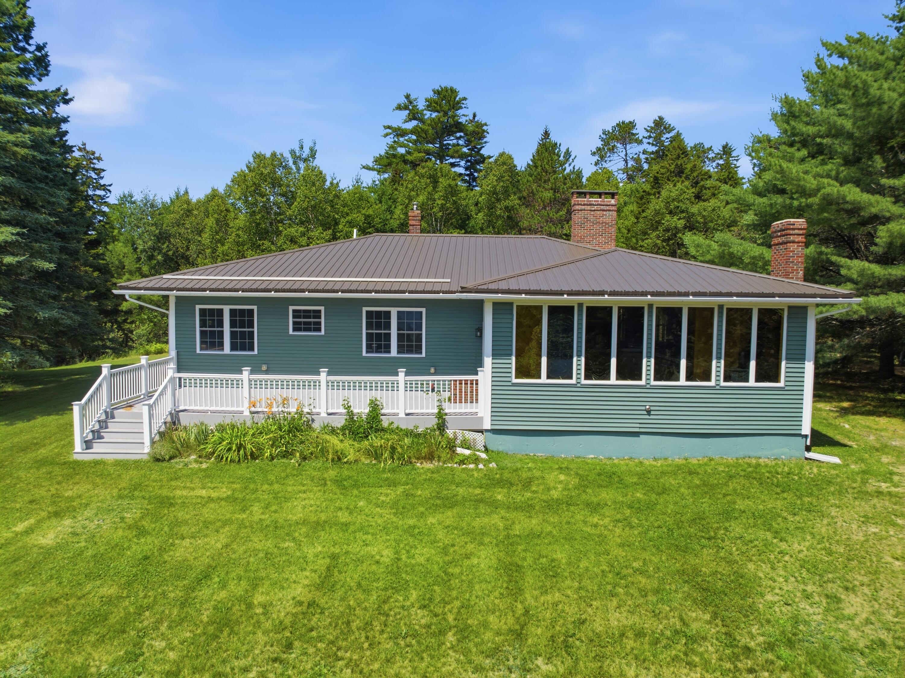 1481 S River Road Property Photo 8