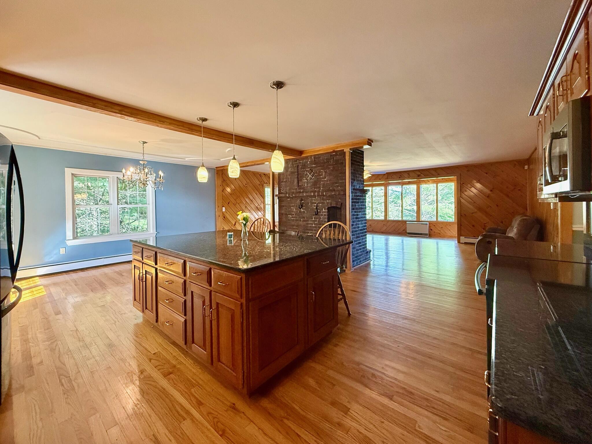 1481 S River Road Property Photo 17