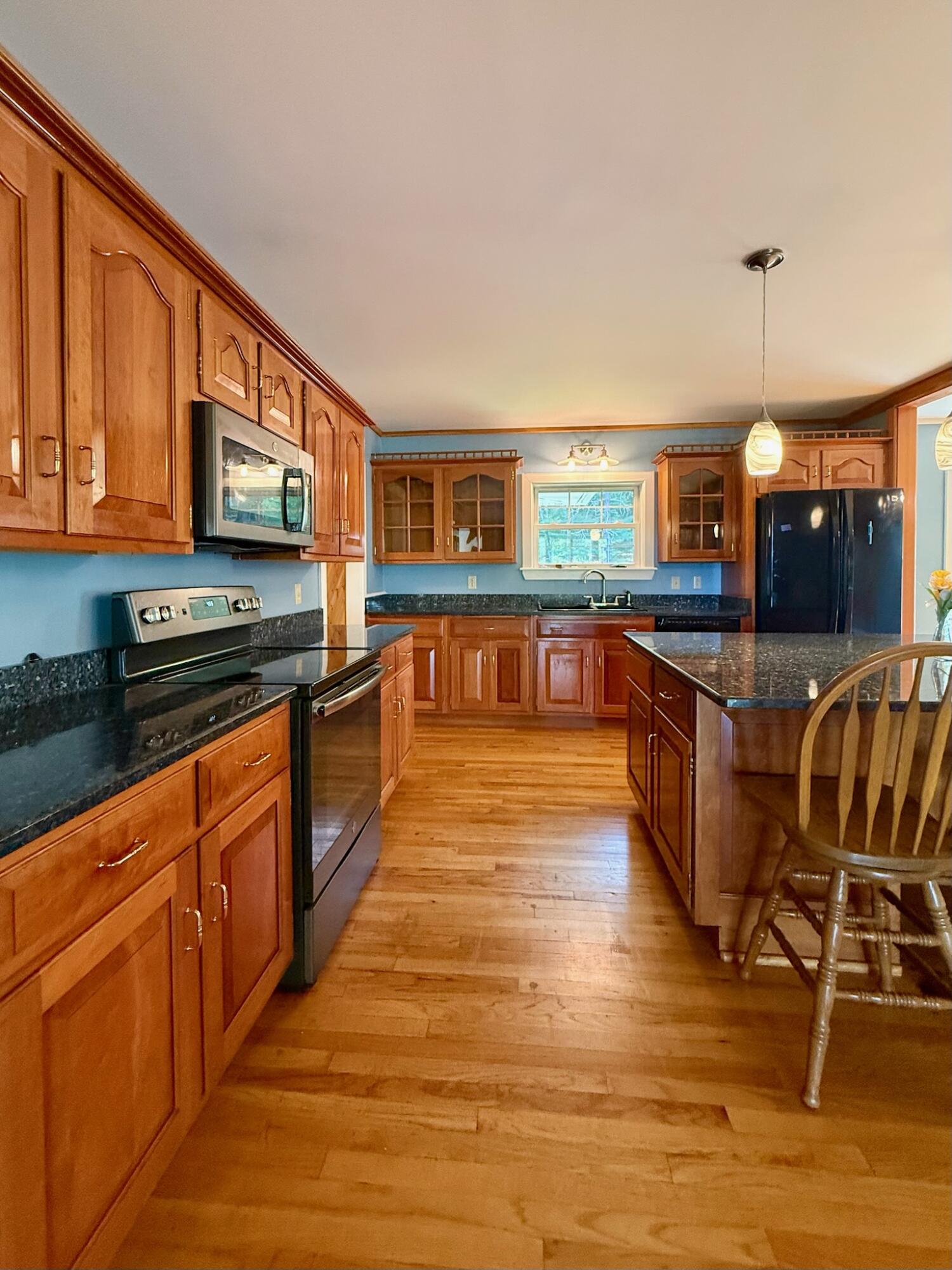 1481 S River Road Property Photo 19
