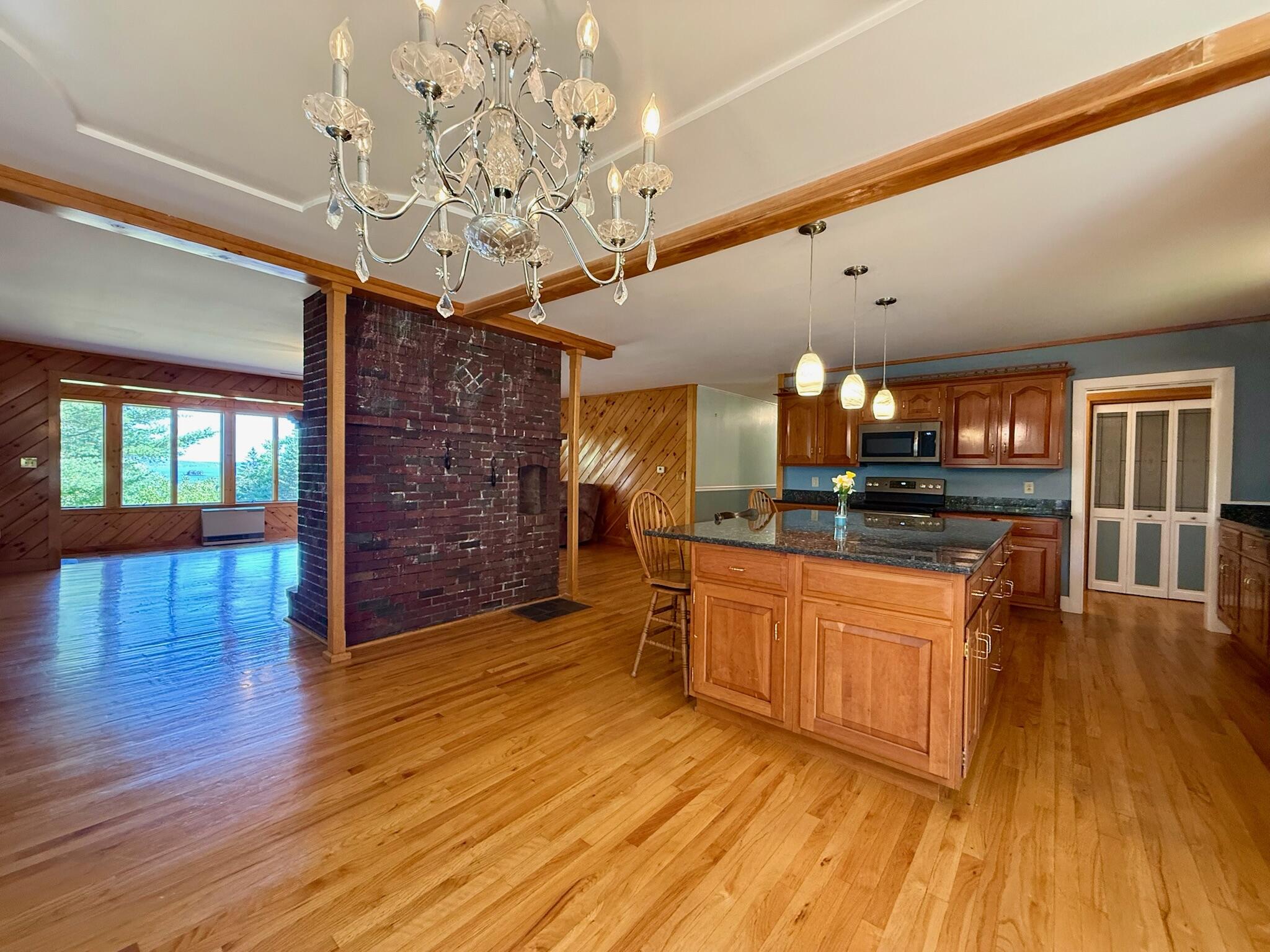 1481 S River Road Property Photo 27