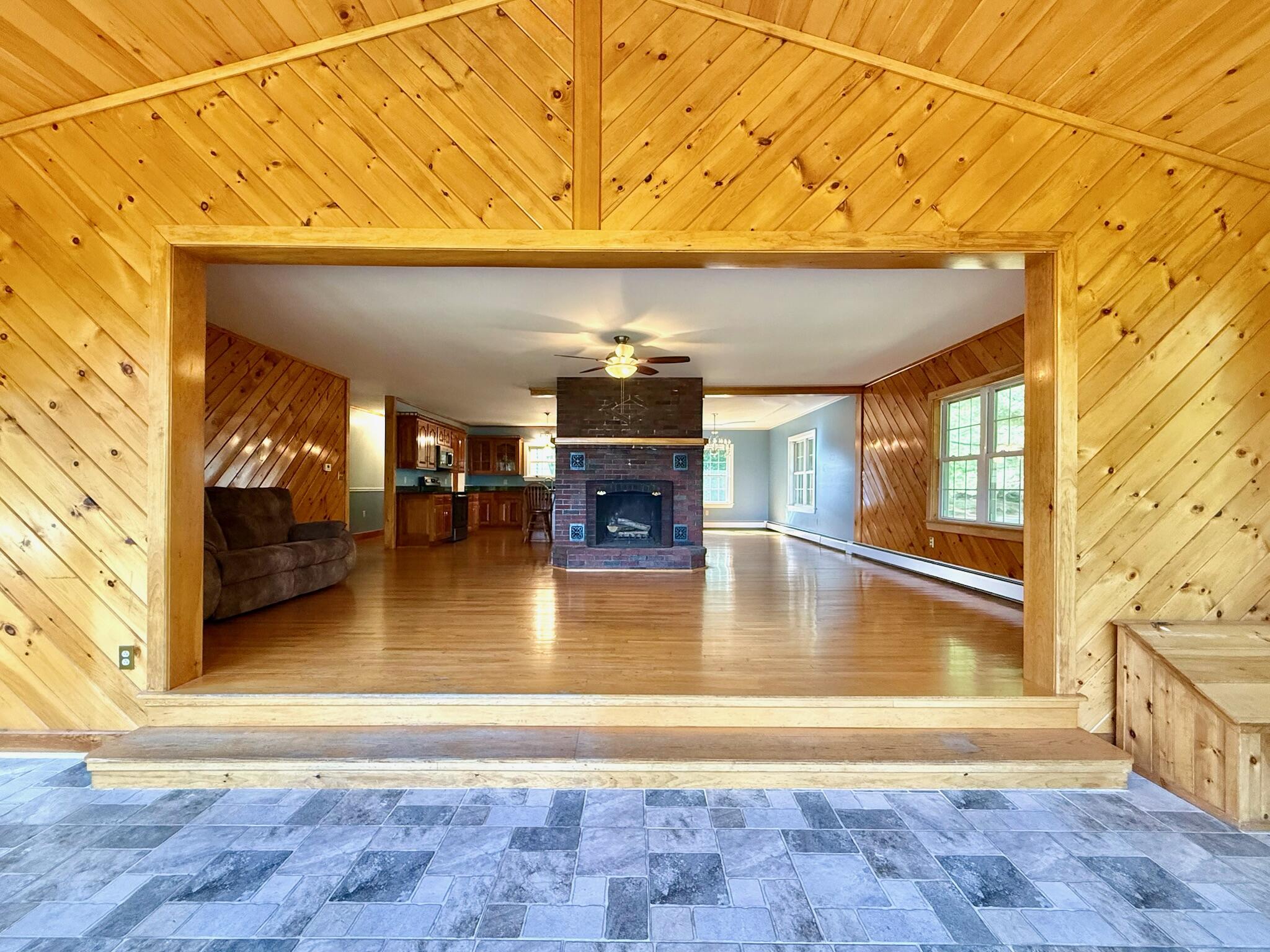 1481 S River Road Property Photo 47