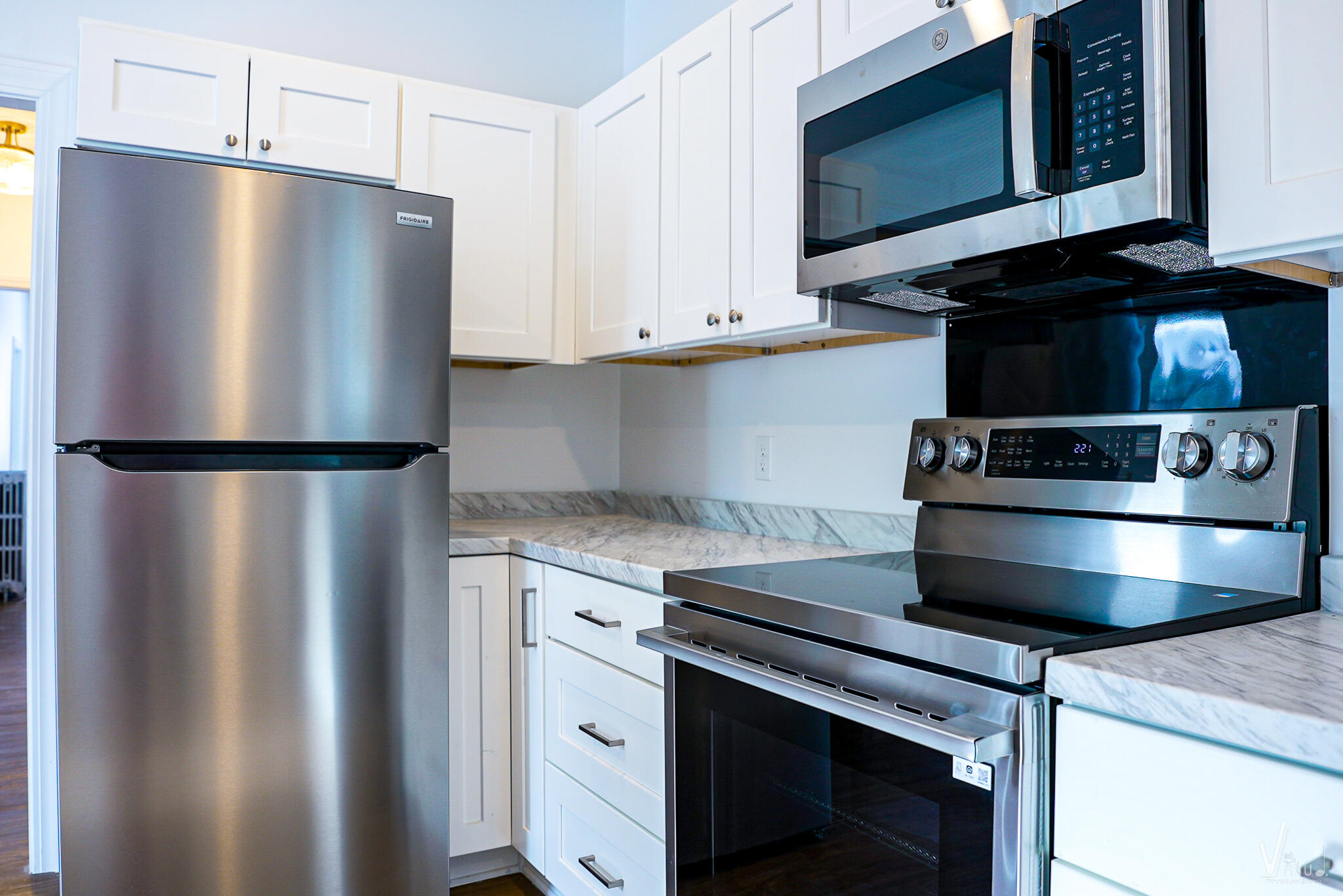 149 College Street Property Photo 4