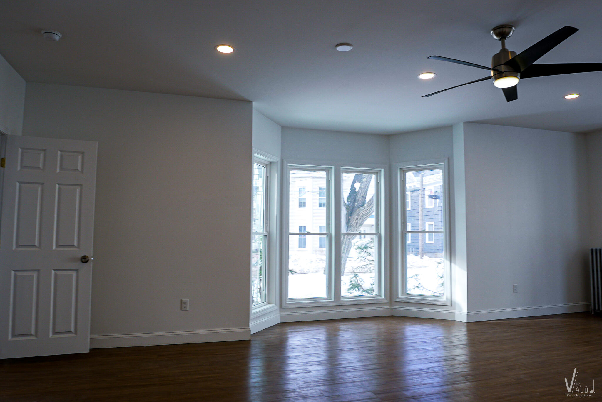 149 College Street Property Photo 15