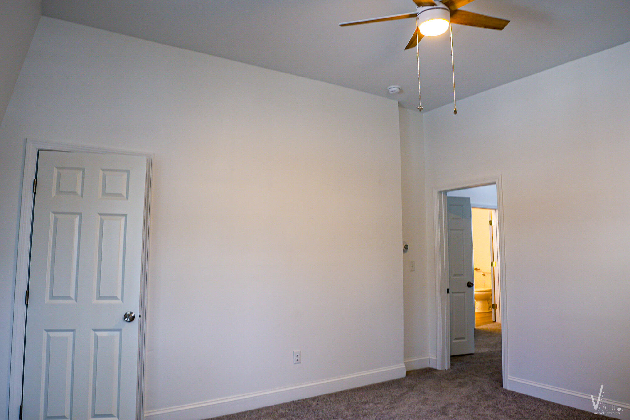 149 College Street Property Photo 27