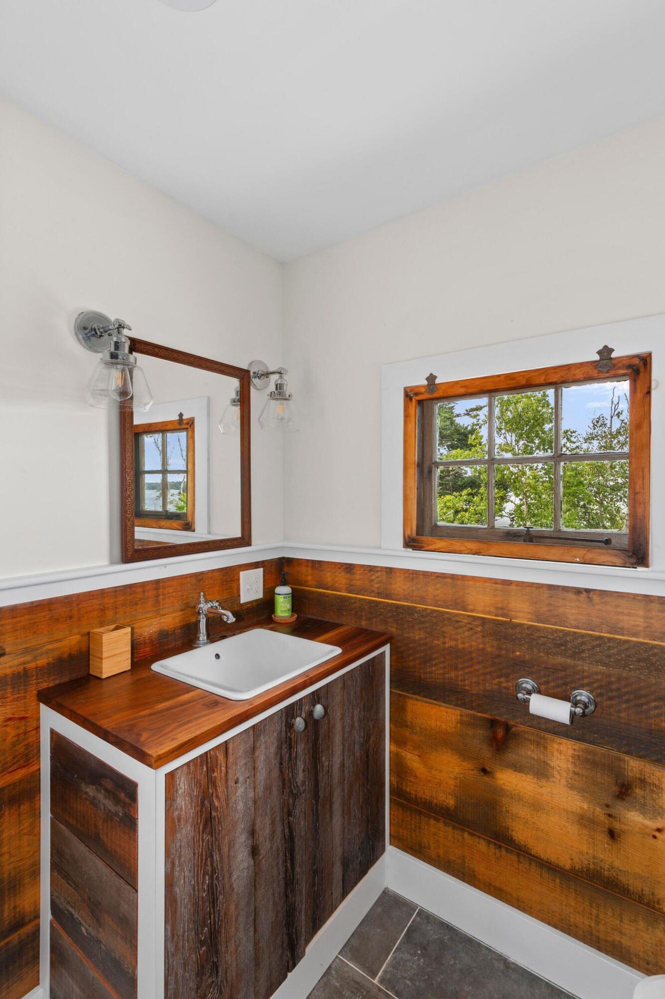 14 Kingsbury Point Property Photo 12