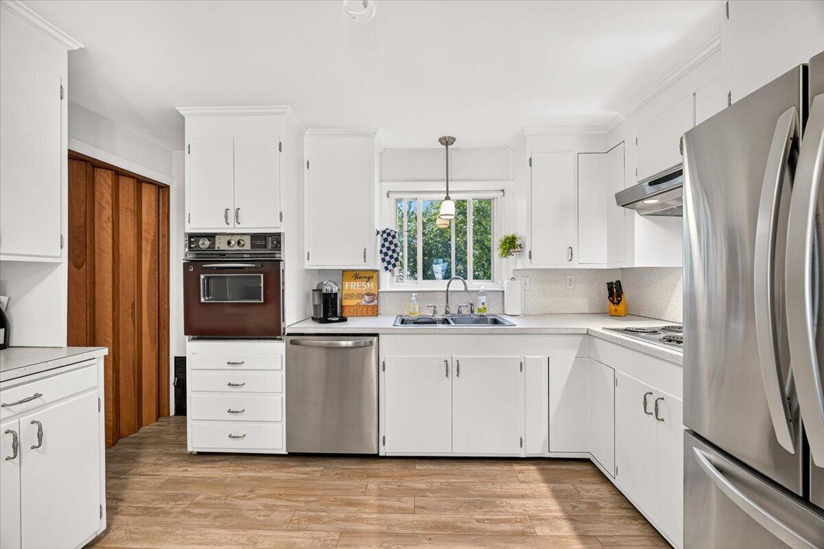 30 Victory Avenue Property Photo 12